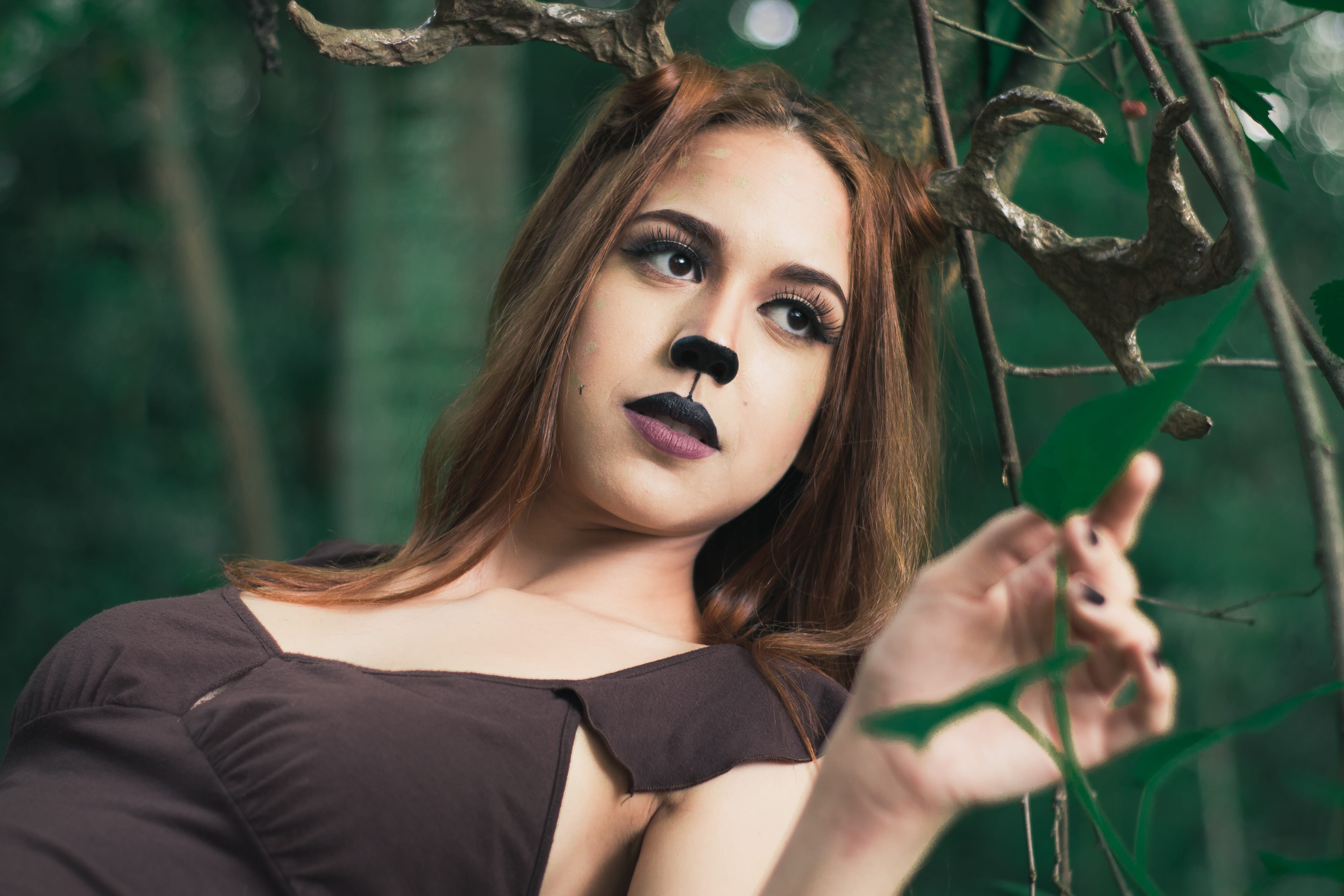pretty, hairstyle, wear, young, daylight, fashionable, blond hair, tree, woman, beauty, lips, one person, close-up, left, plant, youth, blurred background, HD Wallpaper