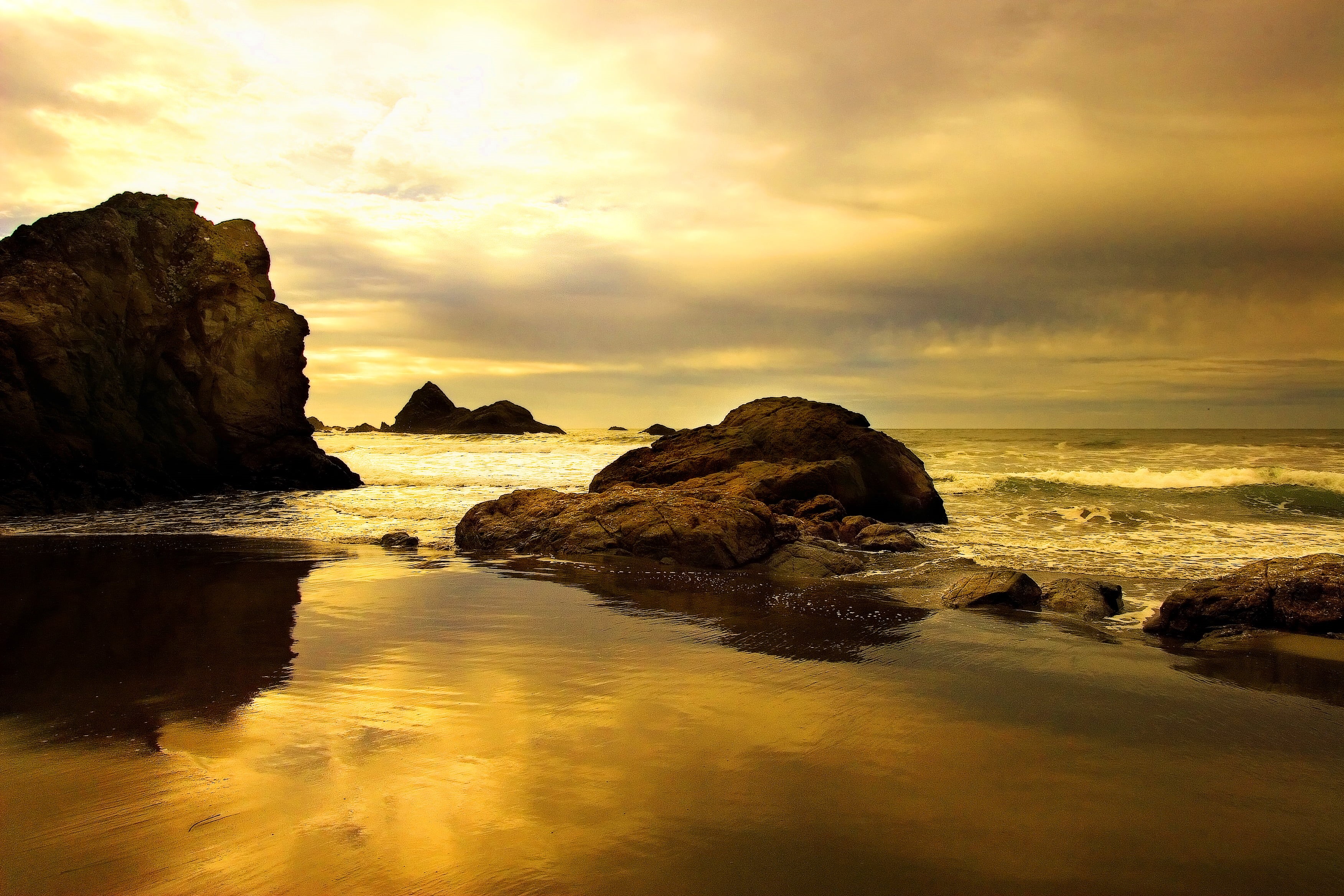sunset, sea, Lost, Microsoft  Windows, water, seascape, silhouette, gold, scenics, Collection, formation, outdoors, oregon  coast, body of water, beach, HD Wallpaper