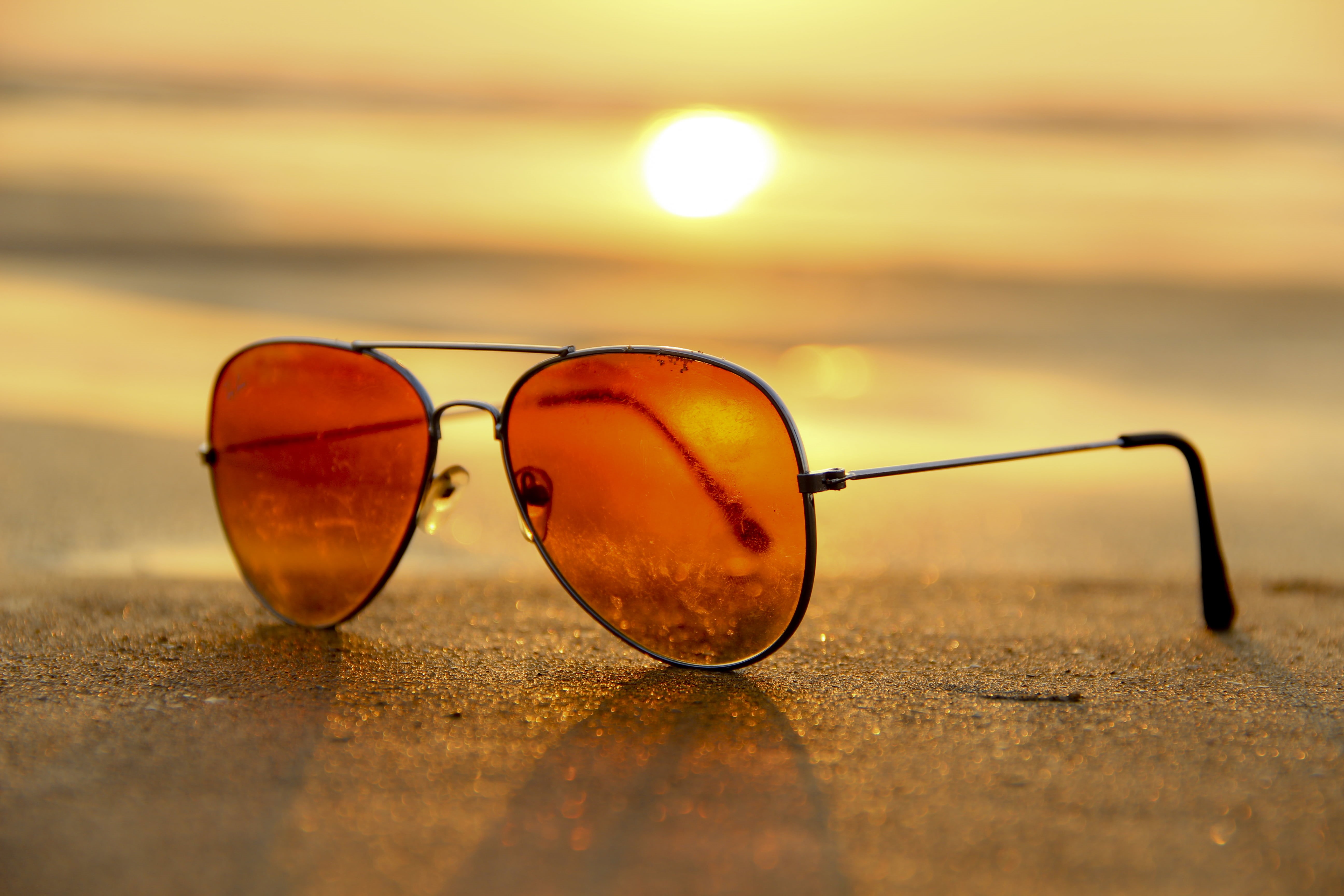 fashion, eyesight, single object, shore, shadows, clouds, orange, close-up, beach, sand, sun, eyeglasses, sunrise, glasses, selective focus, still life, HD Wallpaper