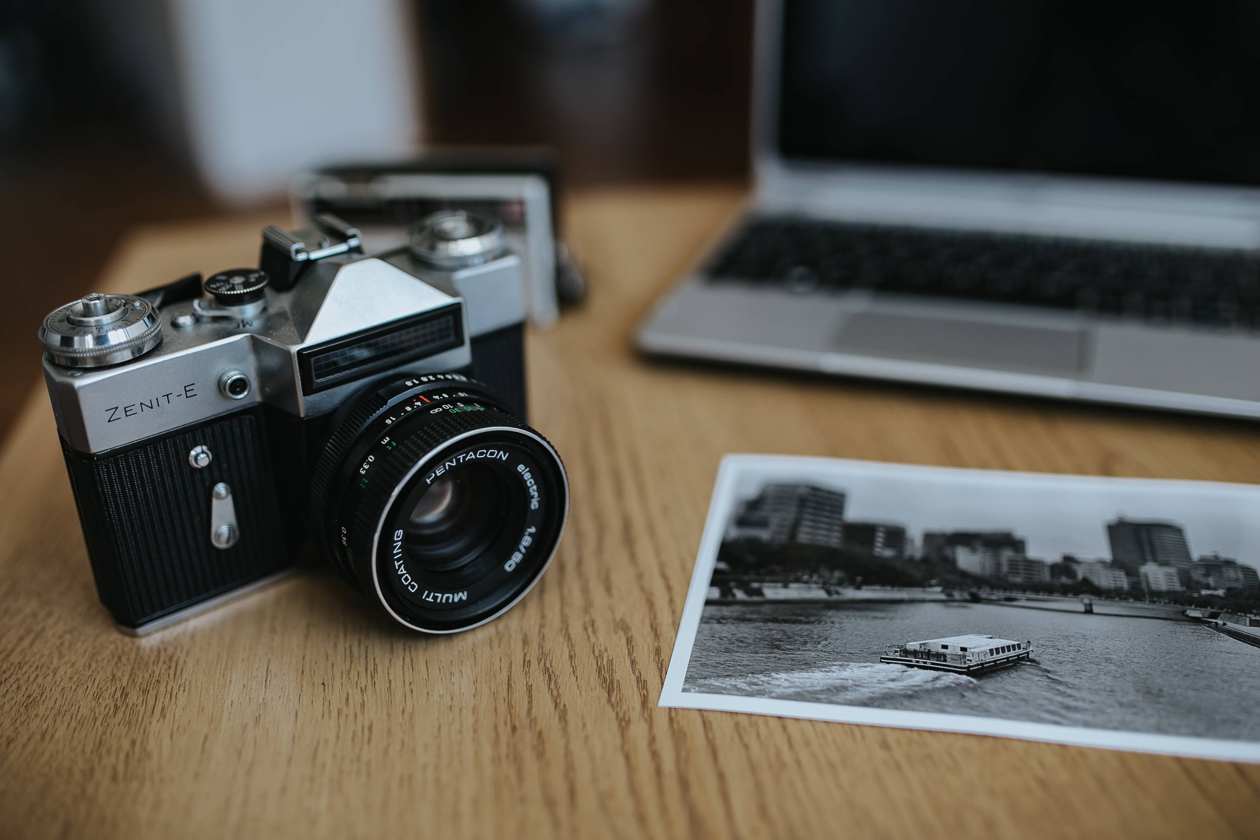 photographic equipment, equipment, black, photography Themes, wooden, antique, analog, vintage, canon, lenses, retro, no people, wireless technology, photos, HD Wallpaper