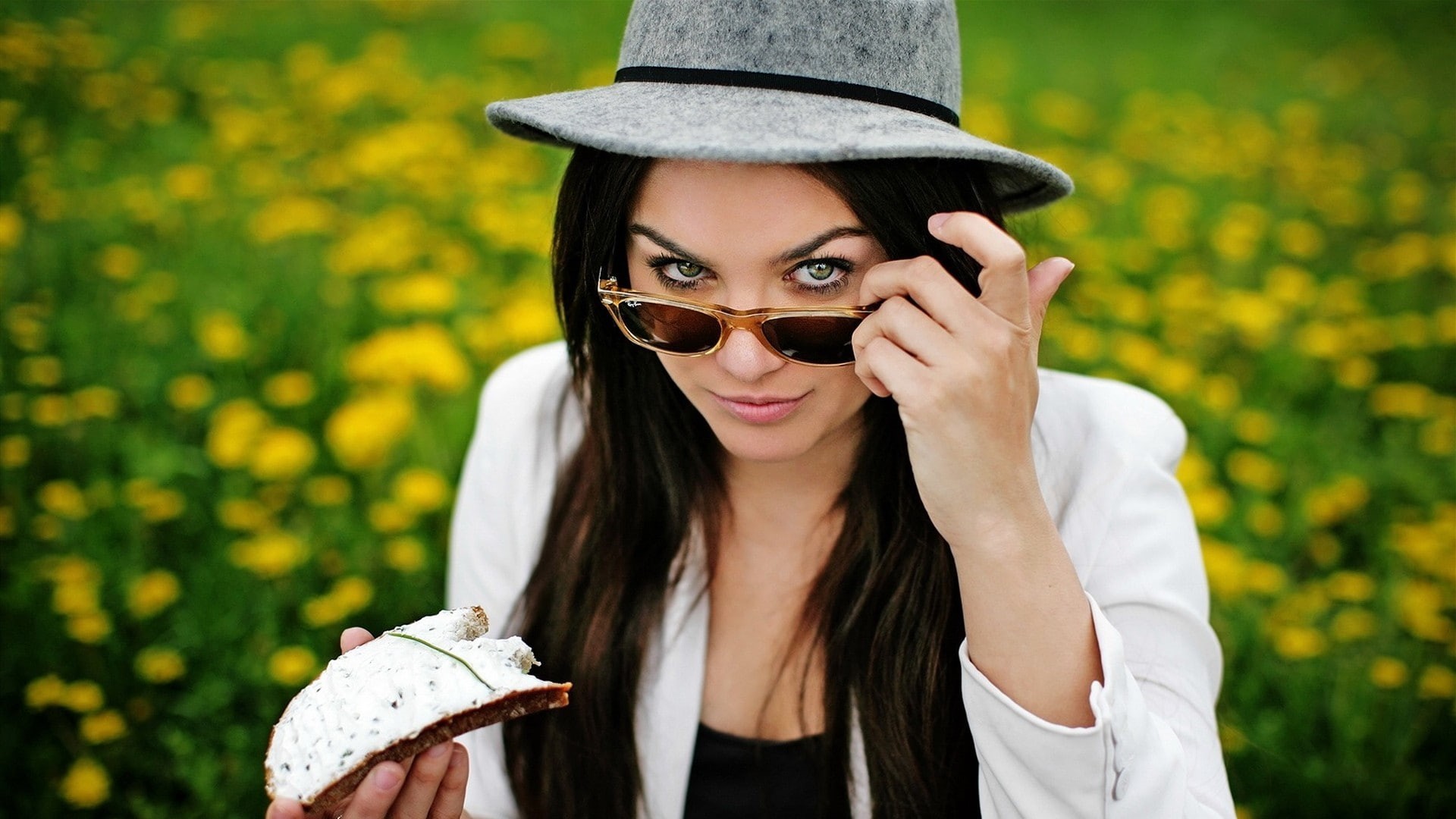 women with glasses, model, sunglasses, long hair, food, millinery, glasses, women outdoors, women, Ewa Farna, 1080P, green eyes, HD Wallpaper