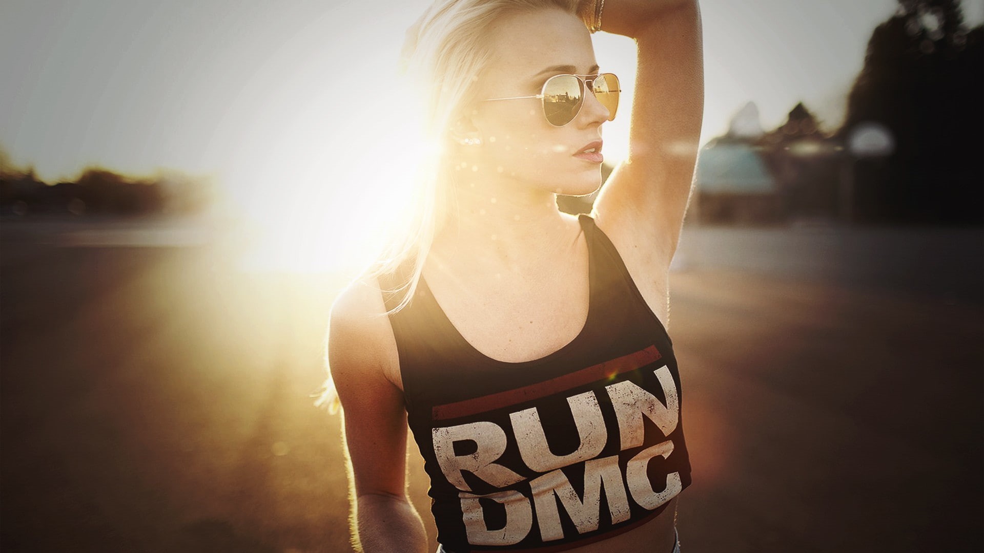 women, women with glasses, hands on head, sunglasses, 1080P, blonde, sun rays, HD Wallpaper