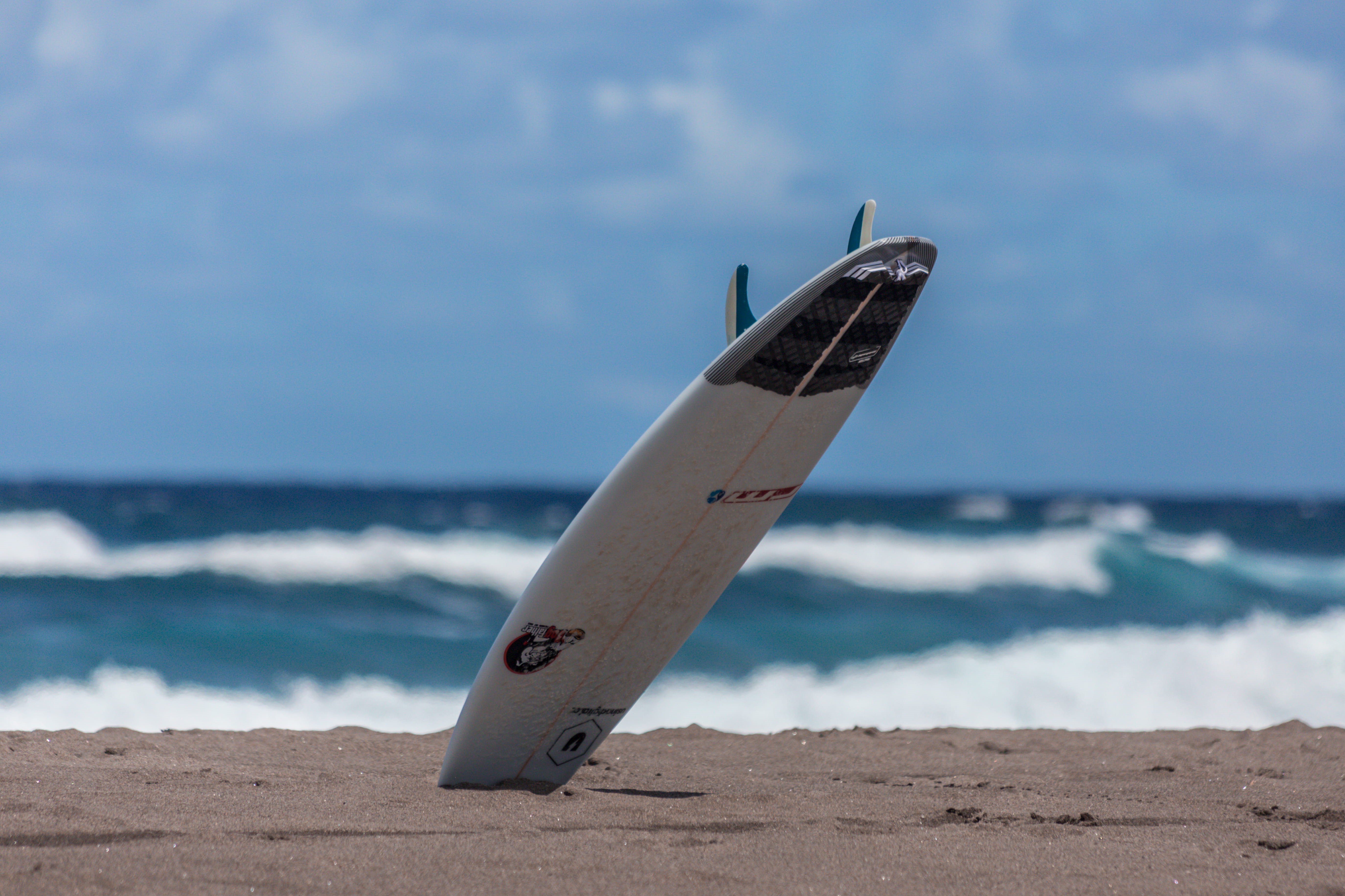 day, board, horizon, beach, sand, 5K, motion, ribeira grande, scenics - nature, close-up, no people, shore, focus on foreground, nature, surfing, portugal, HD Wallpaper