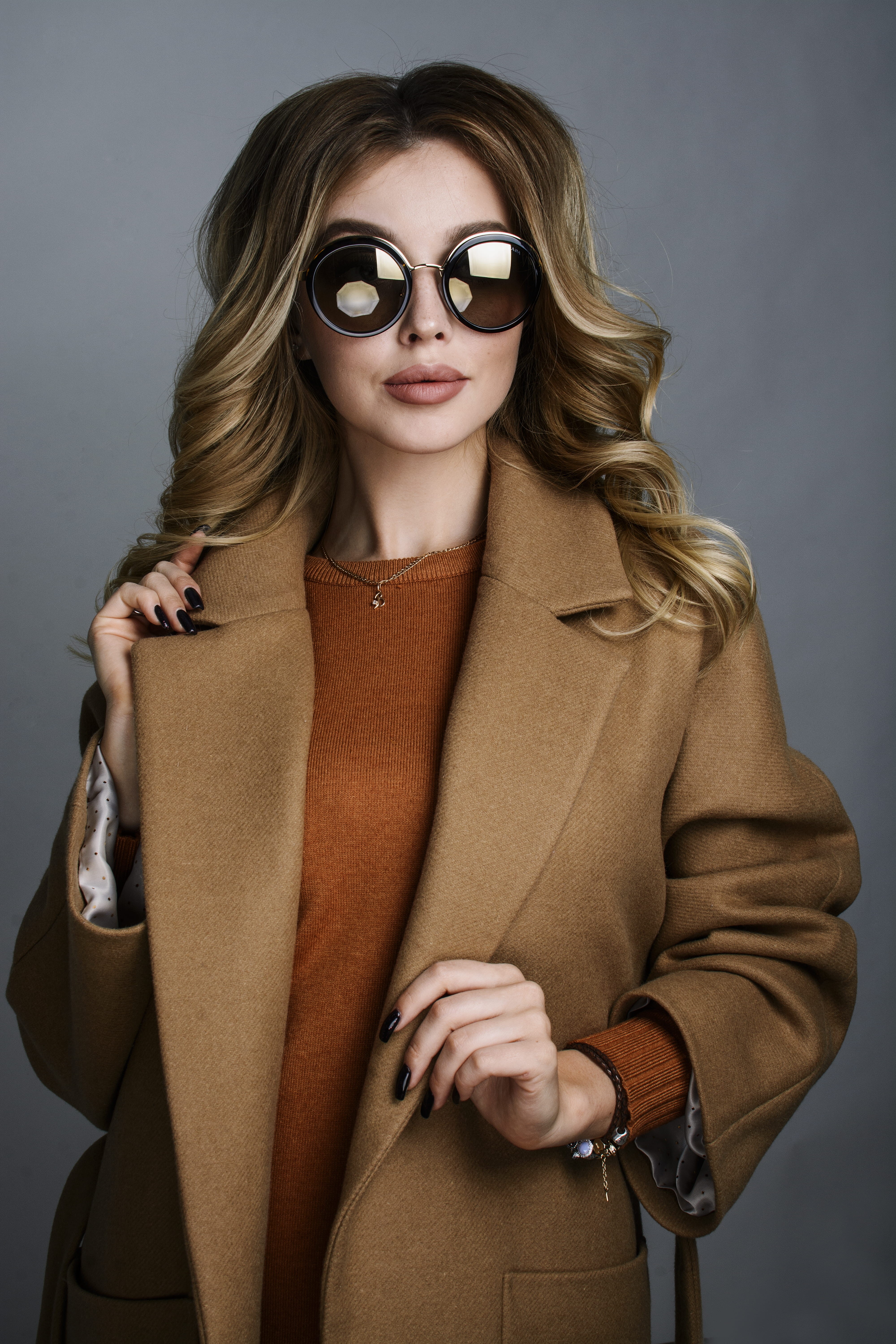 woman, apparel, waist up, studio shot, women, eyeglasses, round, sleeve, beauty, face, female, hairstyle, fashion, overcoat, glasses, one person, hair, Phone HD Wallpaper