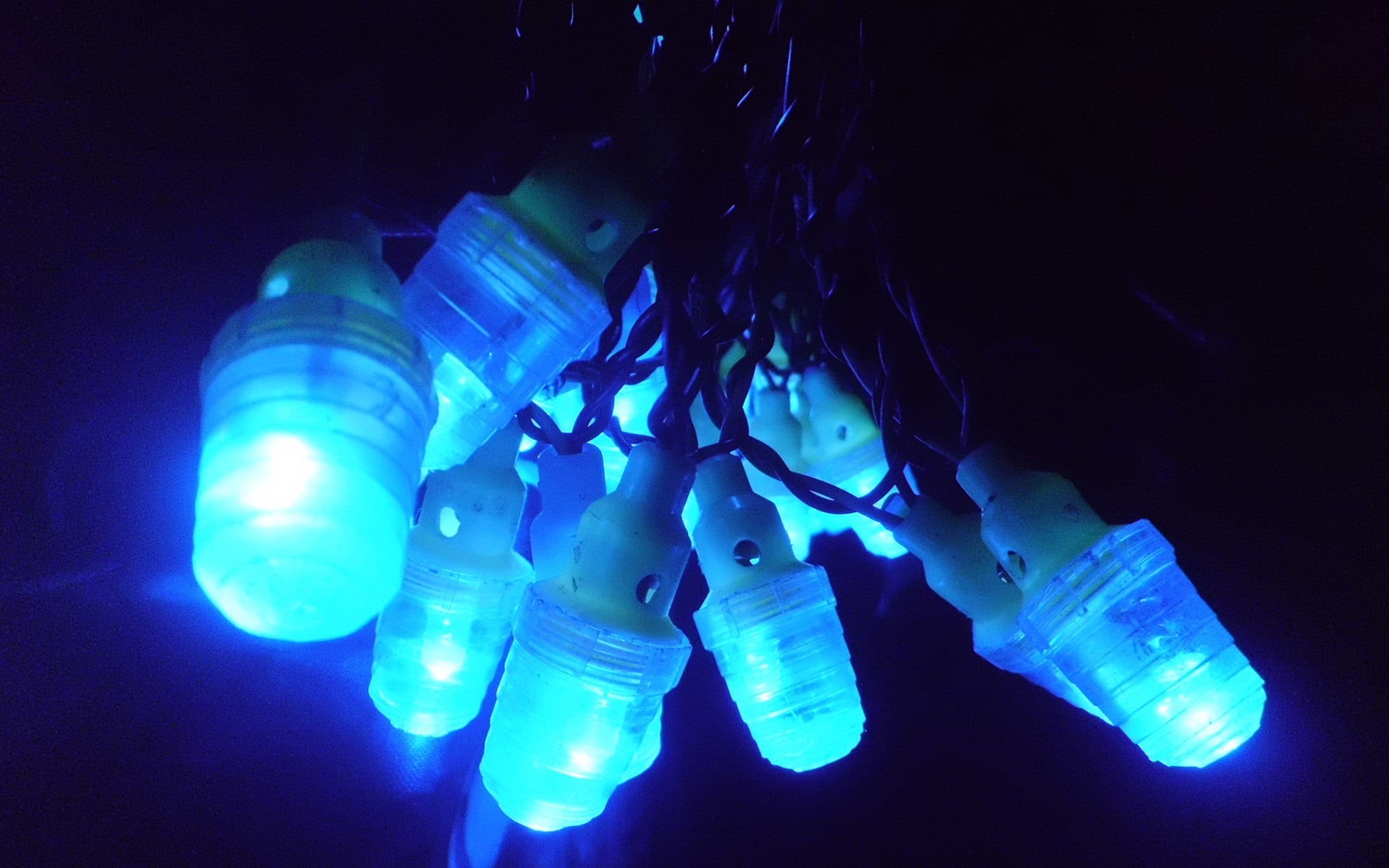 light, light bulb, LEDs, indoors, technology, no people, electricity, nightlife, lighting equipment, blue, illuminated, electric light, lamp, black background, HD Wallpaper