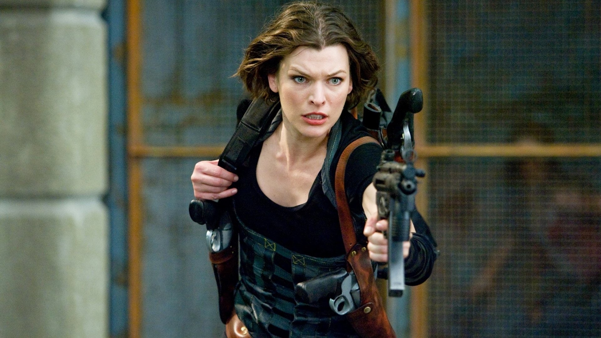 Resident Evil, lifestyles, beauty, weapon, brown hair, holding, beautiful woman, aggression, hairstyle, adult, 1080P, hair, front view, women, serious, HD Wallpaper