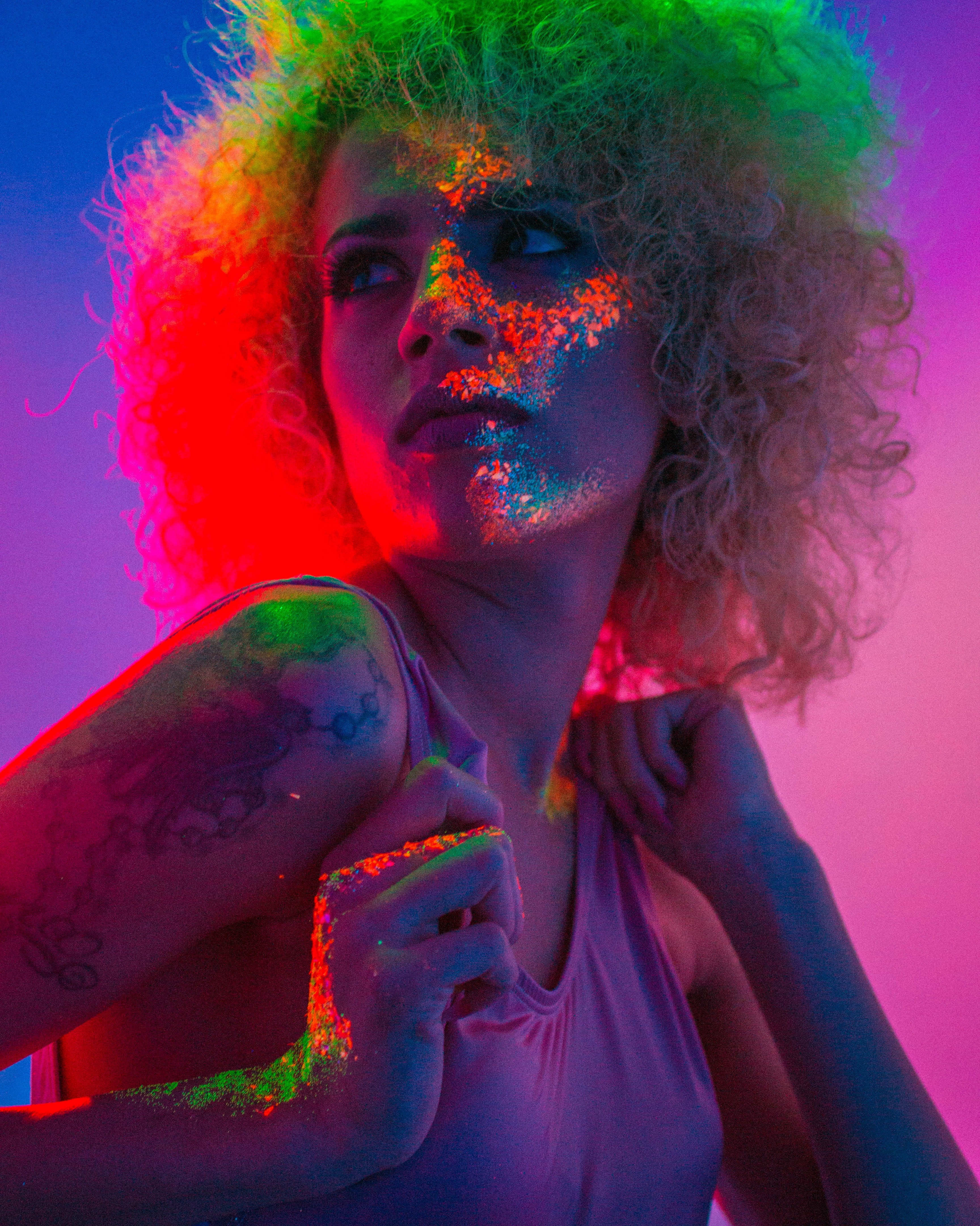 big hair, young adult, colorful, indoors, facepaint, multi colored, women, hair, holi, blonde, leisure activity, face paint, hairstyle, woman, paint, one person, Phone HD Wallpaper