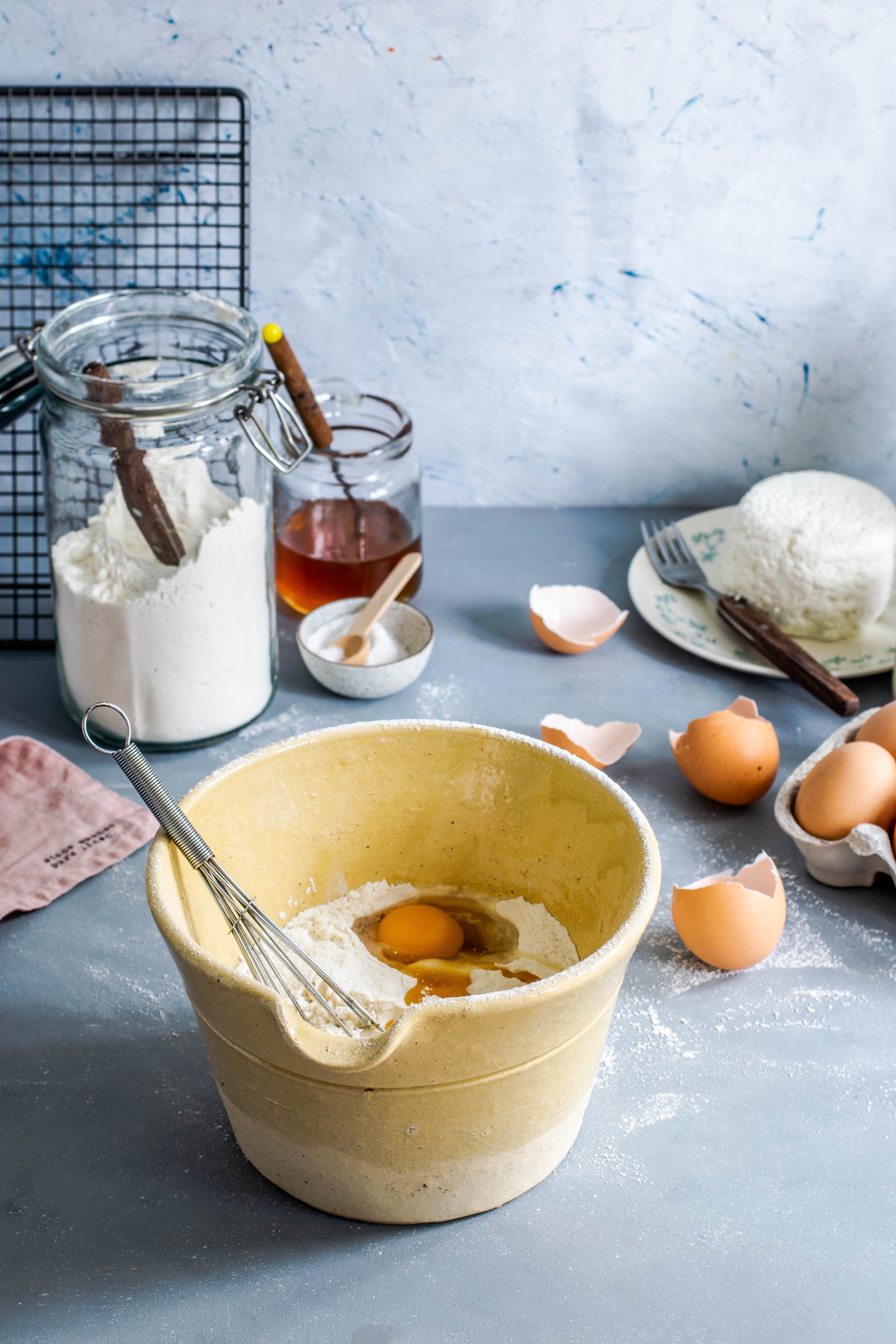 eggshell, food and drink, household equipment, preparing food, mixture, table, shell, whisking, egg, food, pancake, 5K, cook, wellbeing, homemade, indoors, Phone HD Wallpaper