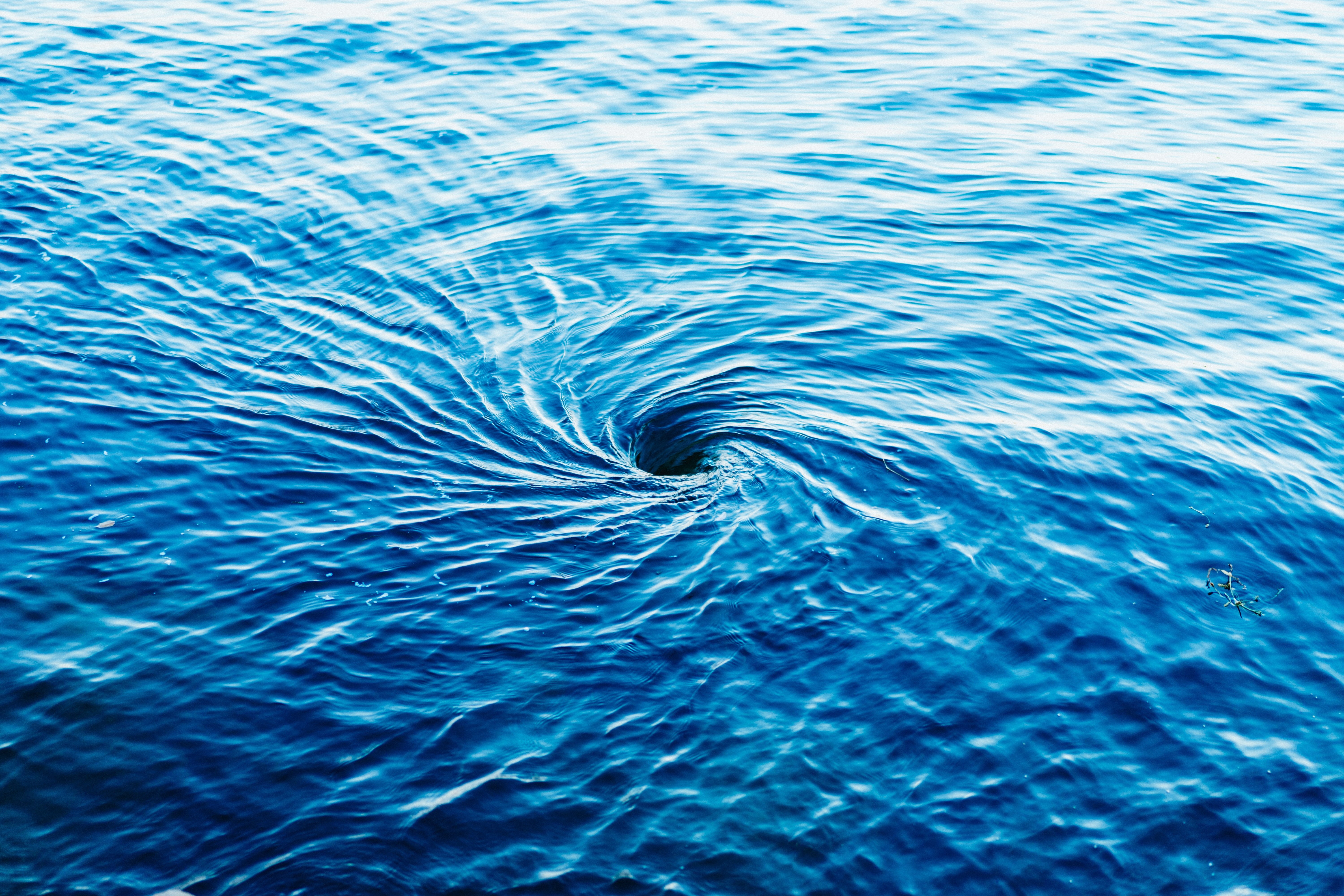 water, ripples, 5K, funnel, rotation, HD Wallpaper