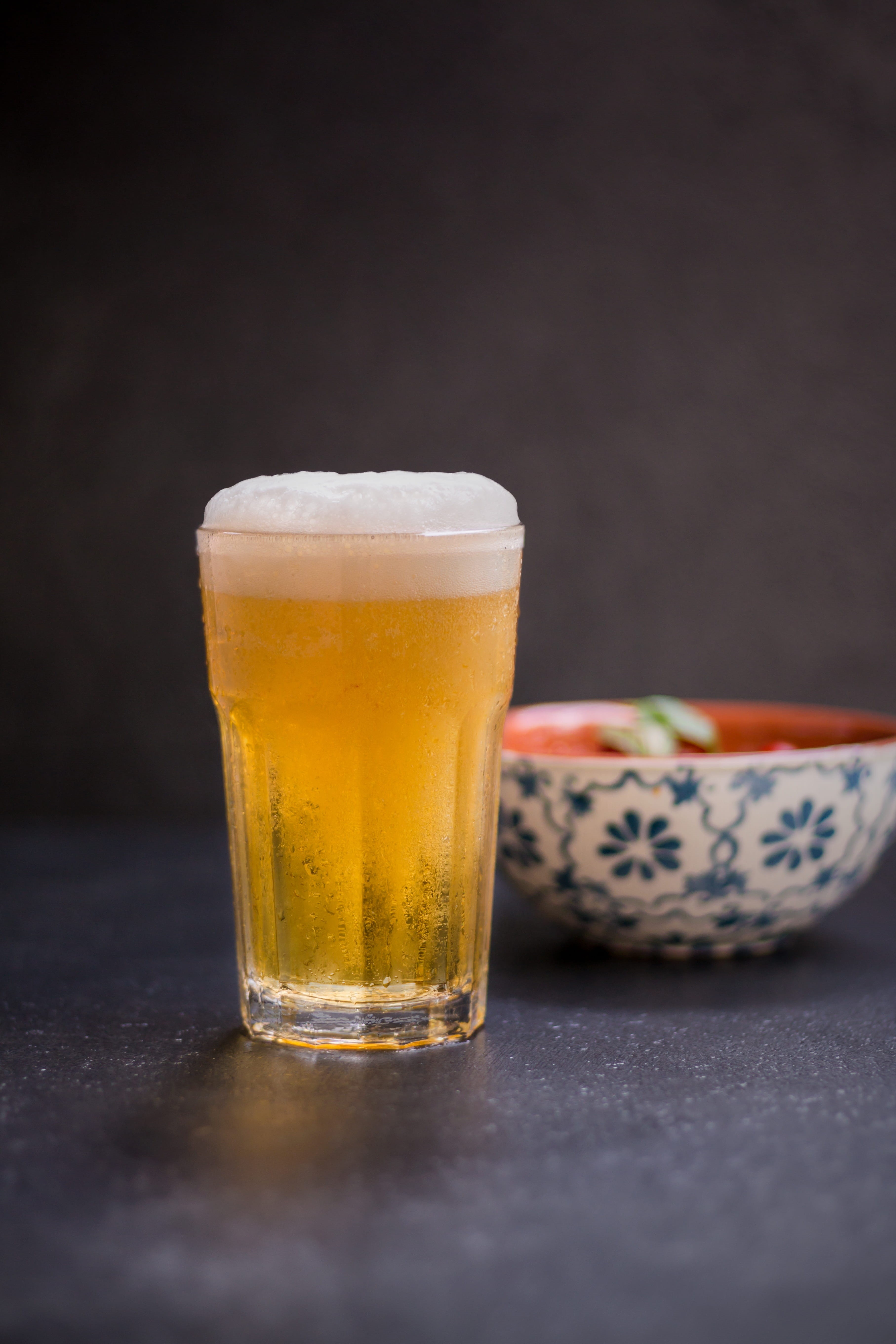 close-up, spice, mirroring, benefit from, malt, Cool, warm, frothy drink, food and drink, recipe, cozy, economy, drip, neutral, beer glass, no people, holidays, Phone HD Wallpaper