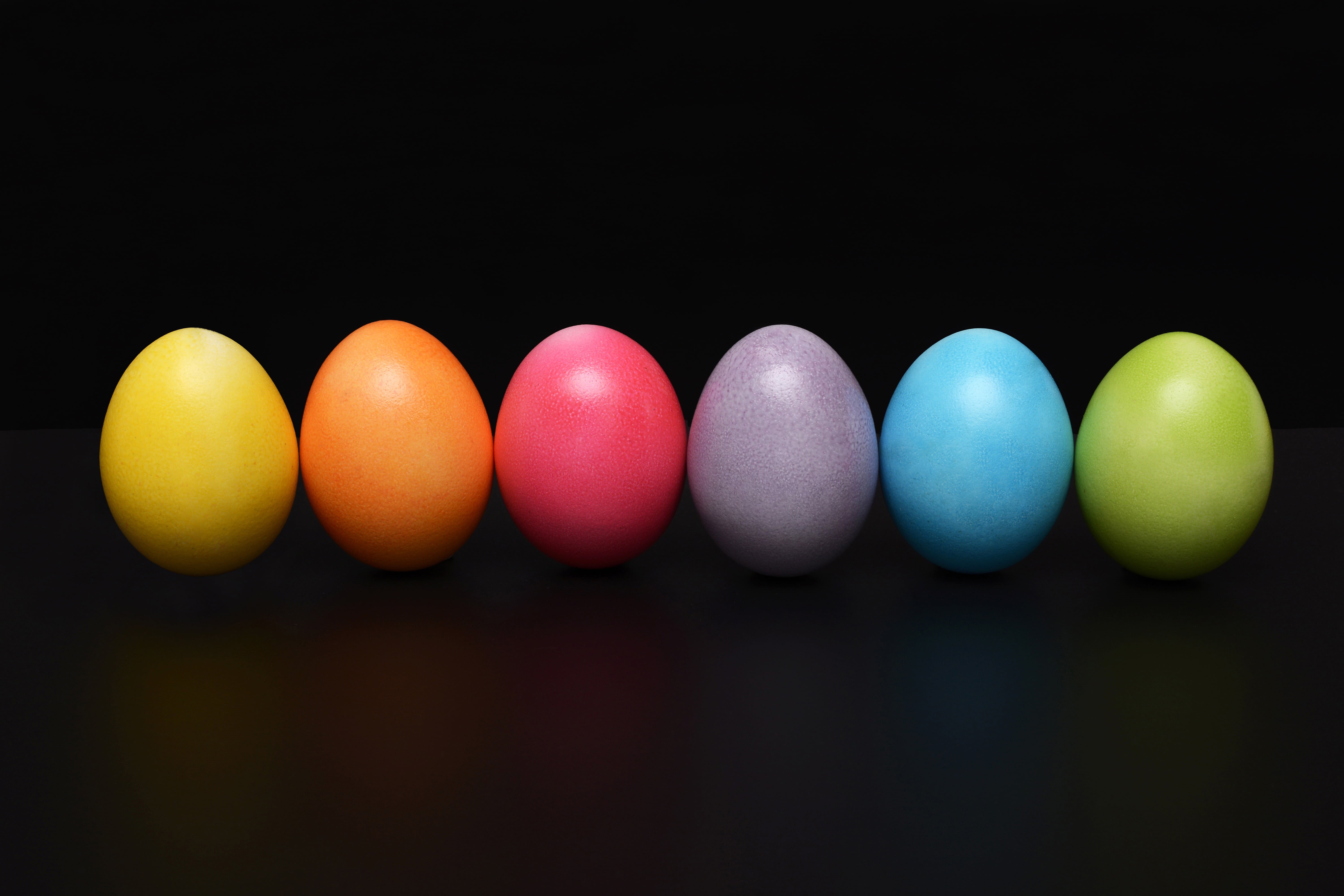 egg shaped, cheerful, simplicity, no people, healthcare and medicine, assorted, group of objects, green color, black background, blue, green, six, variation, HD Wallpaper