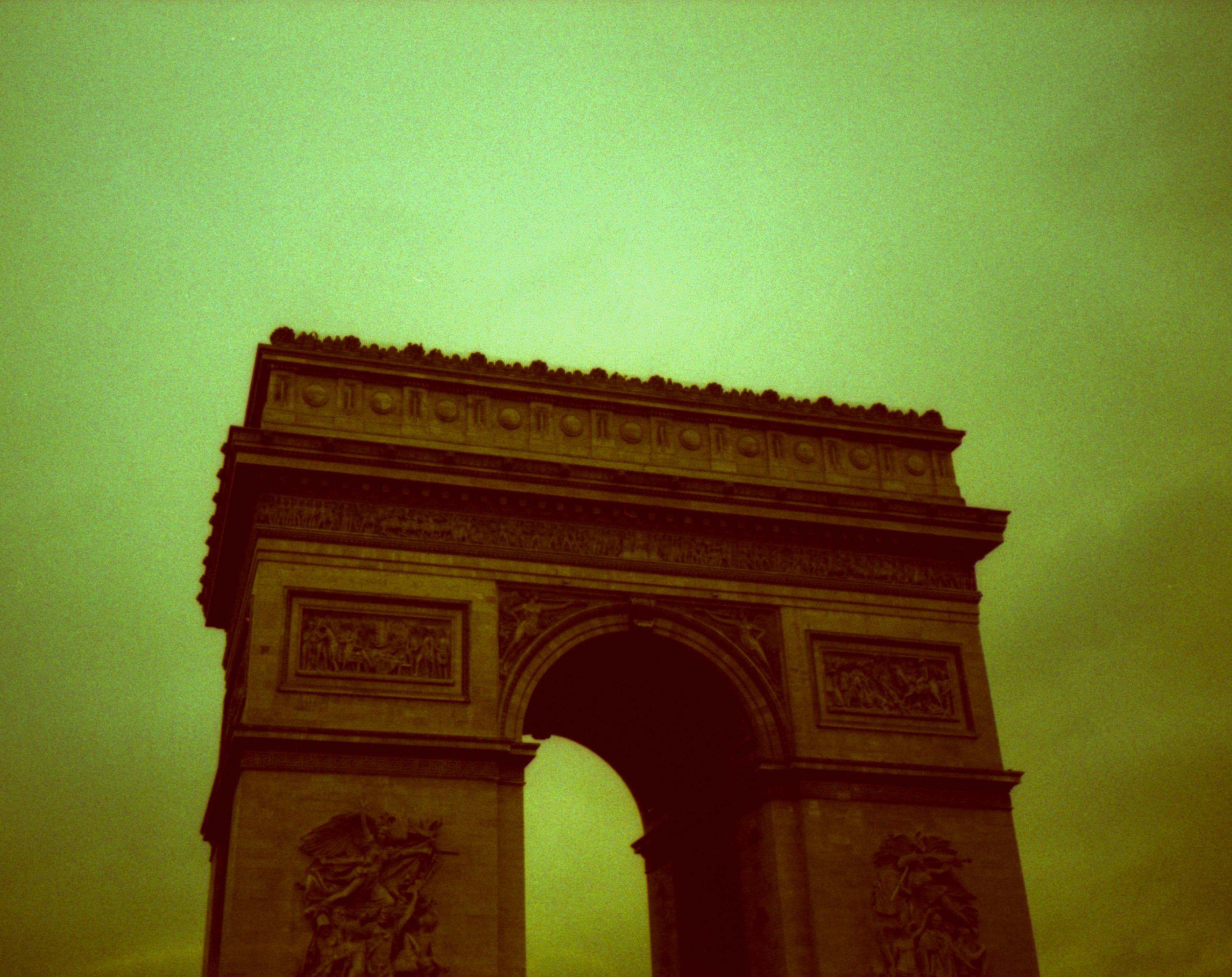 travel, outdoors, 2K, letoile, tourism, xpro, low angle view, travel destinations, arch, olympus, triomphe, sky, 35mm, nature, building exterior, no people, HD Wallpaper