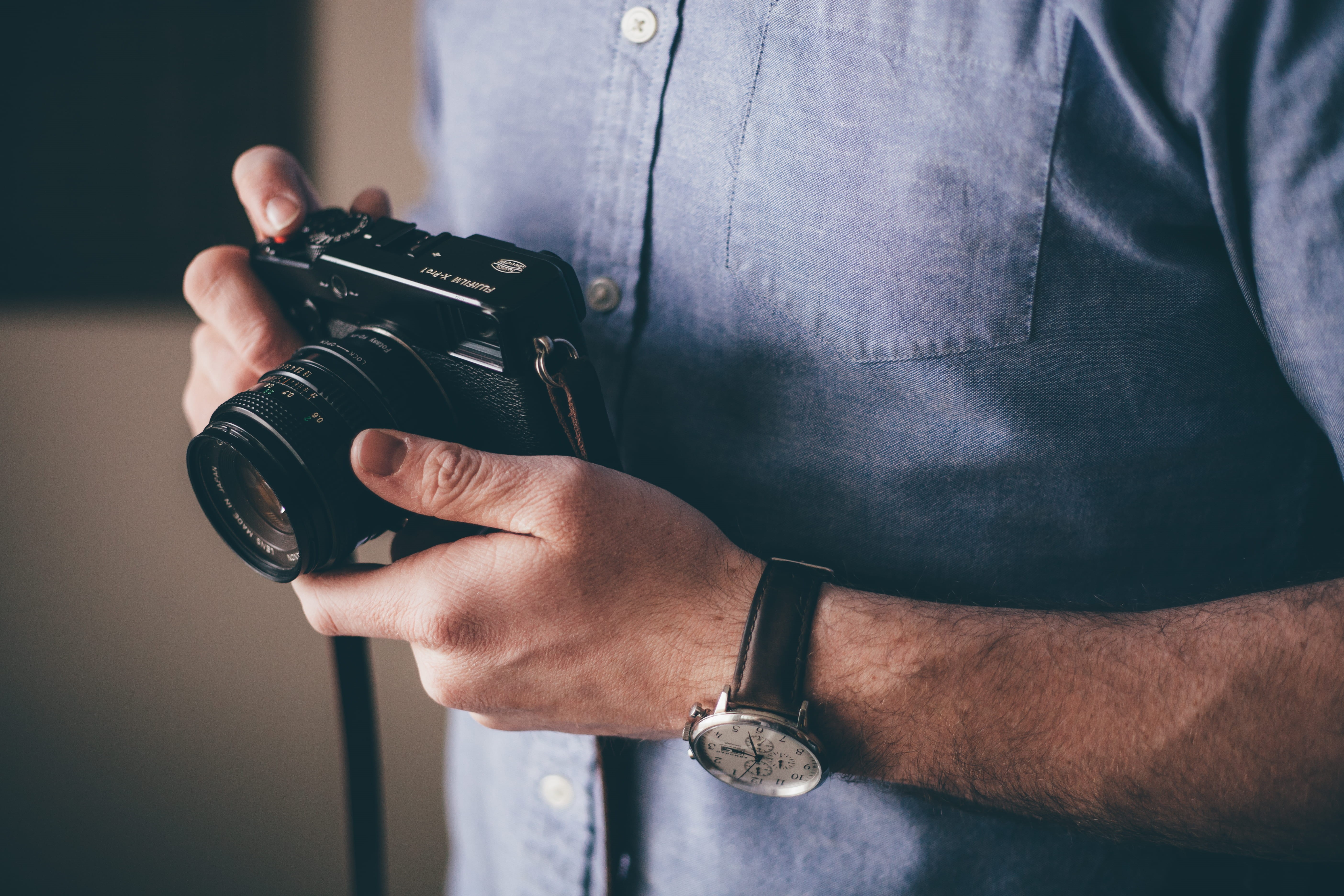 occupation, holding, film, thumb, shirt, digital camera, male, watch, 5K, human hand, photograph, camera - photographic equipment, real people, artist, HD Wallpaper