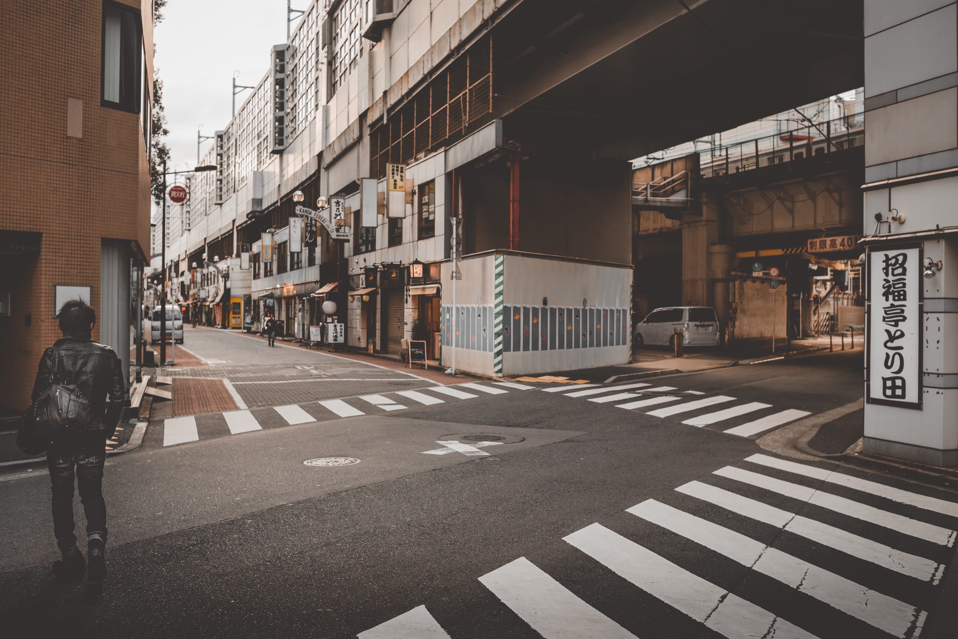 anime, business, sidewalk, street, traffic, crosswalk, city Life, dark, street photography, pedestrian, moody, day, faded, gritty, crossing, urban Scene, HD Wallpaper