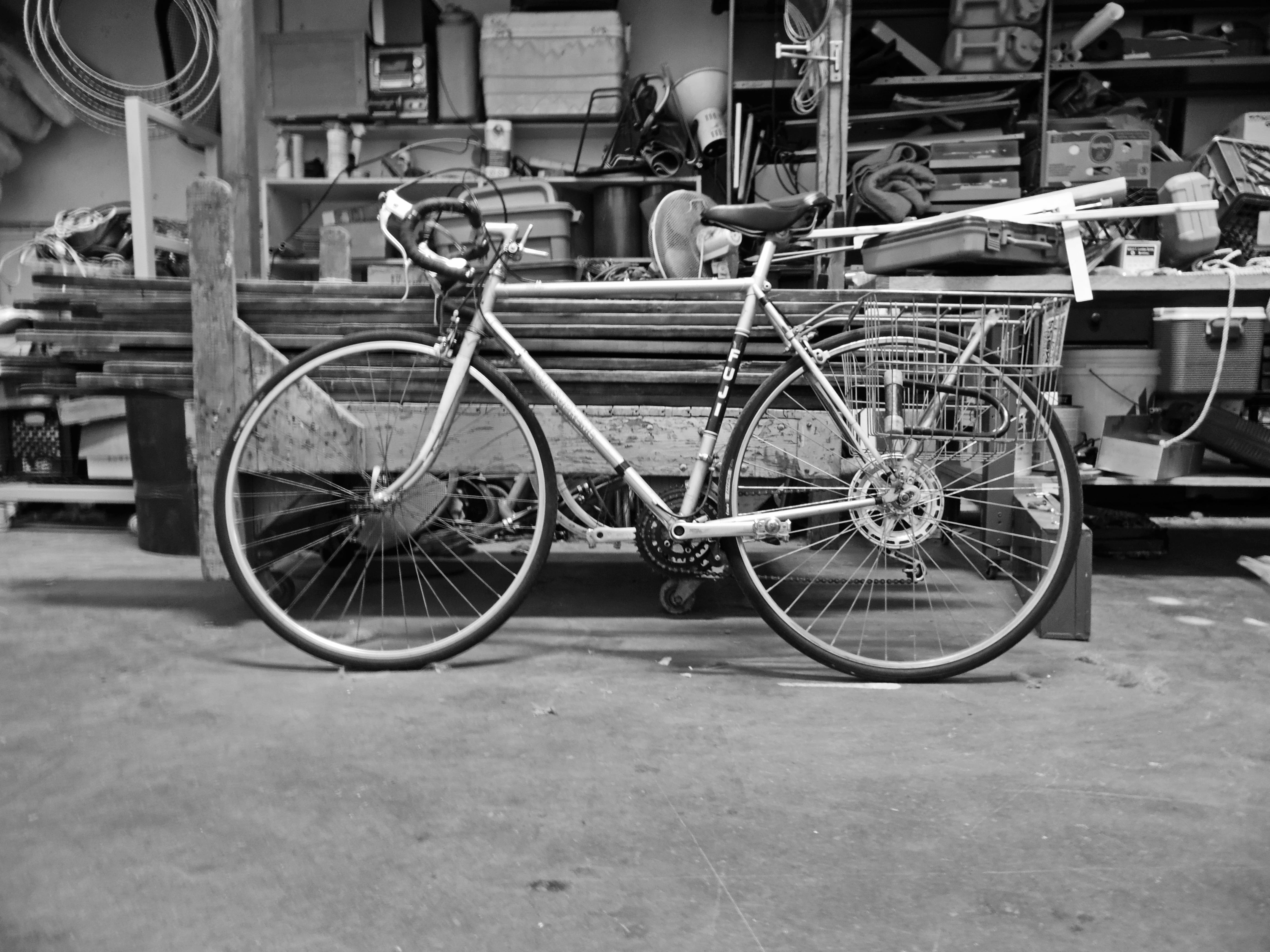 old, travel, indoors, mode of transport, land vehicle, footpath, bw, industrial, warehouse, utility, parking, 4K, work shop, garage, mode of transportation, HD Wallpaper