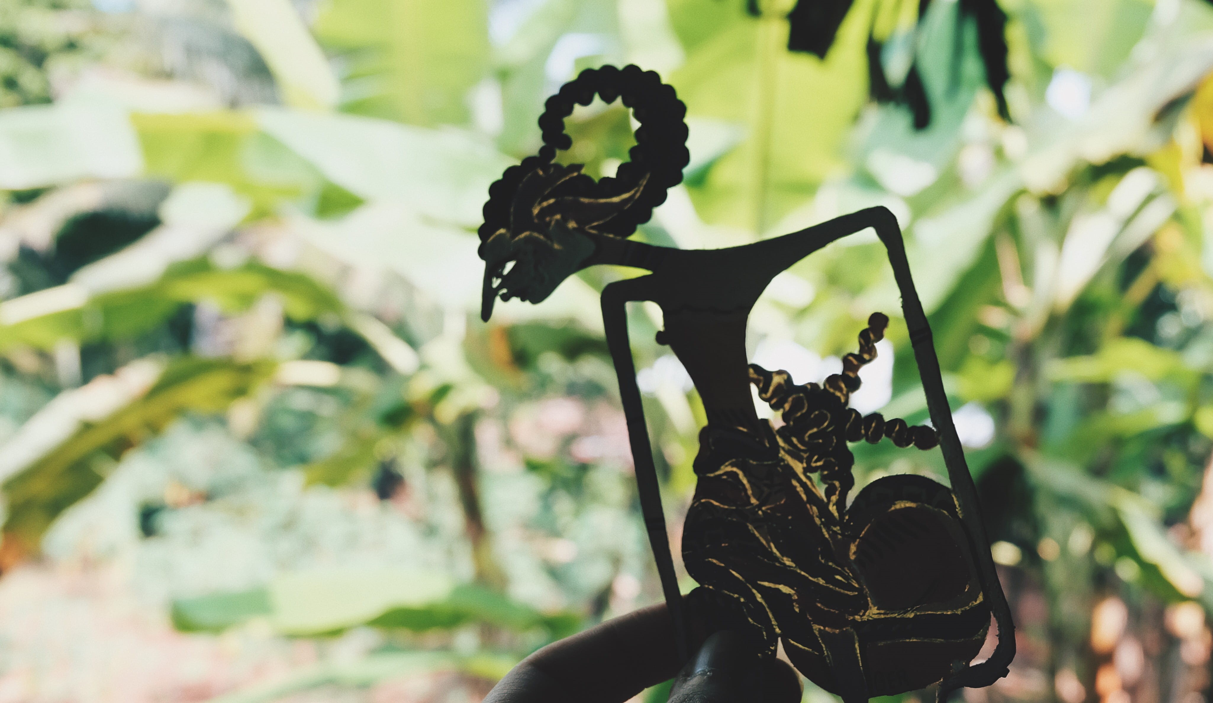 green, 4K, day, indonesia, leisure activity, wayang, lifestyles, human body part, fujifilm, real people, leaf, personal perspective, plant, finger, nature, HD Wallpaper