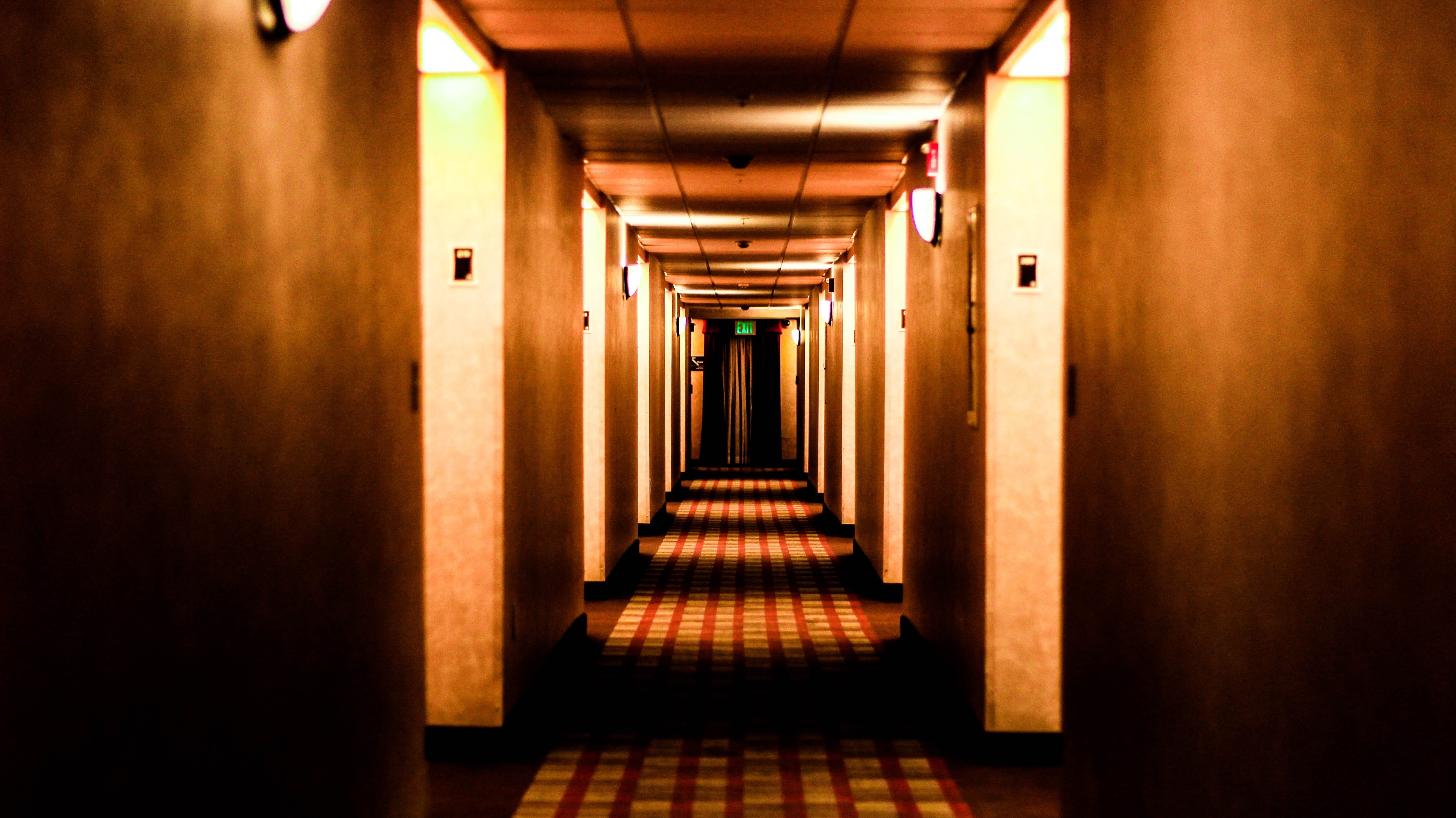 hall, diminishing perspective, wall - building feature, hotel, Hall, hallway, hotel lobby, nightmare, fear, basement, save screen, built structure, the way forward, HD Wallpaper