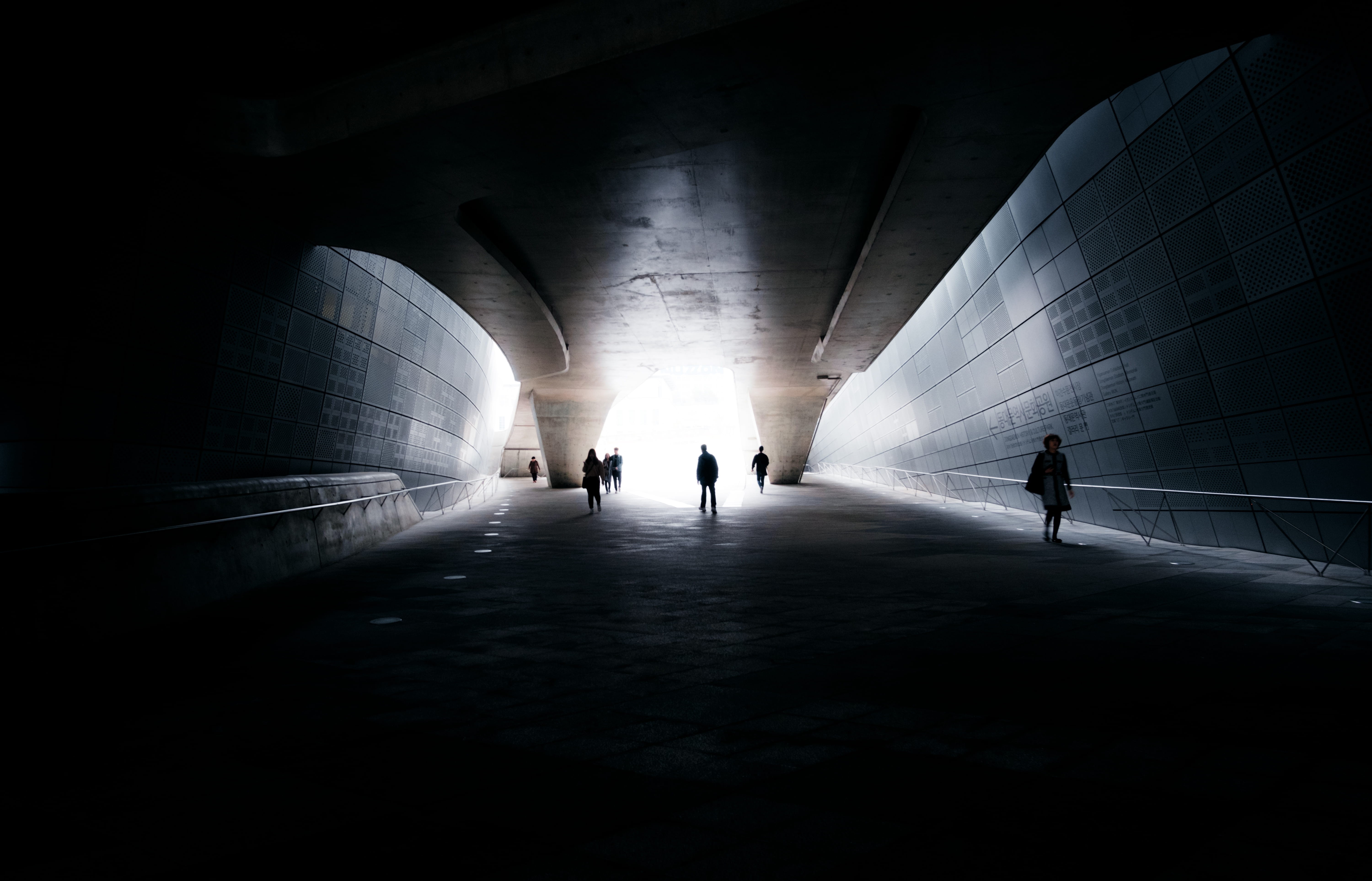 business, travel, modern, dongdaemun, urban, silhouette, underground, city Life, south korea, underpass, architecture, shadow, men, tunnel, space, street, HD Wallpaper
