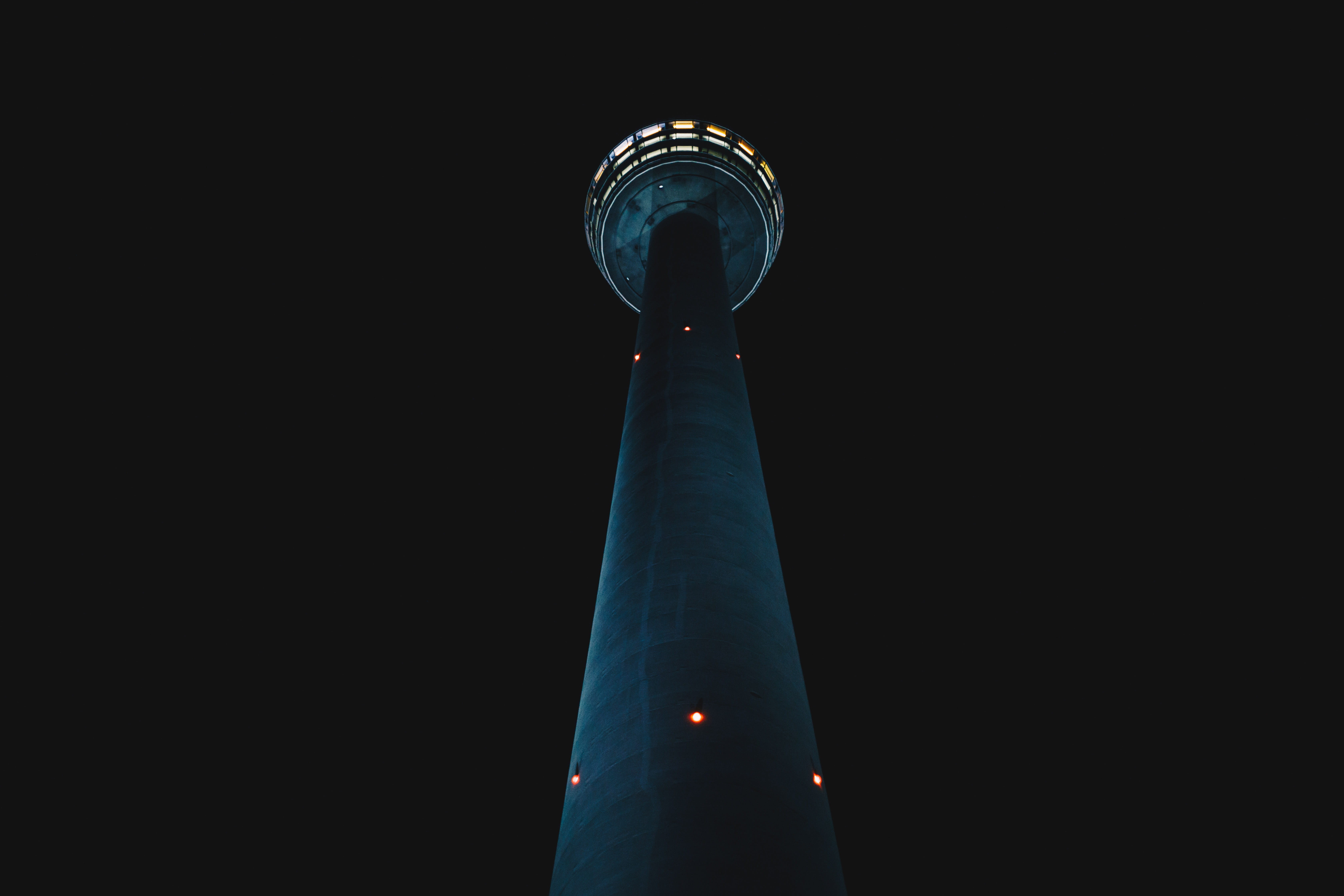 tall - high, single object, night time, no people, low, copy space, night, illuminated, communication, built structure, structure, architecture, building, HD Wallpaper