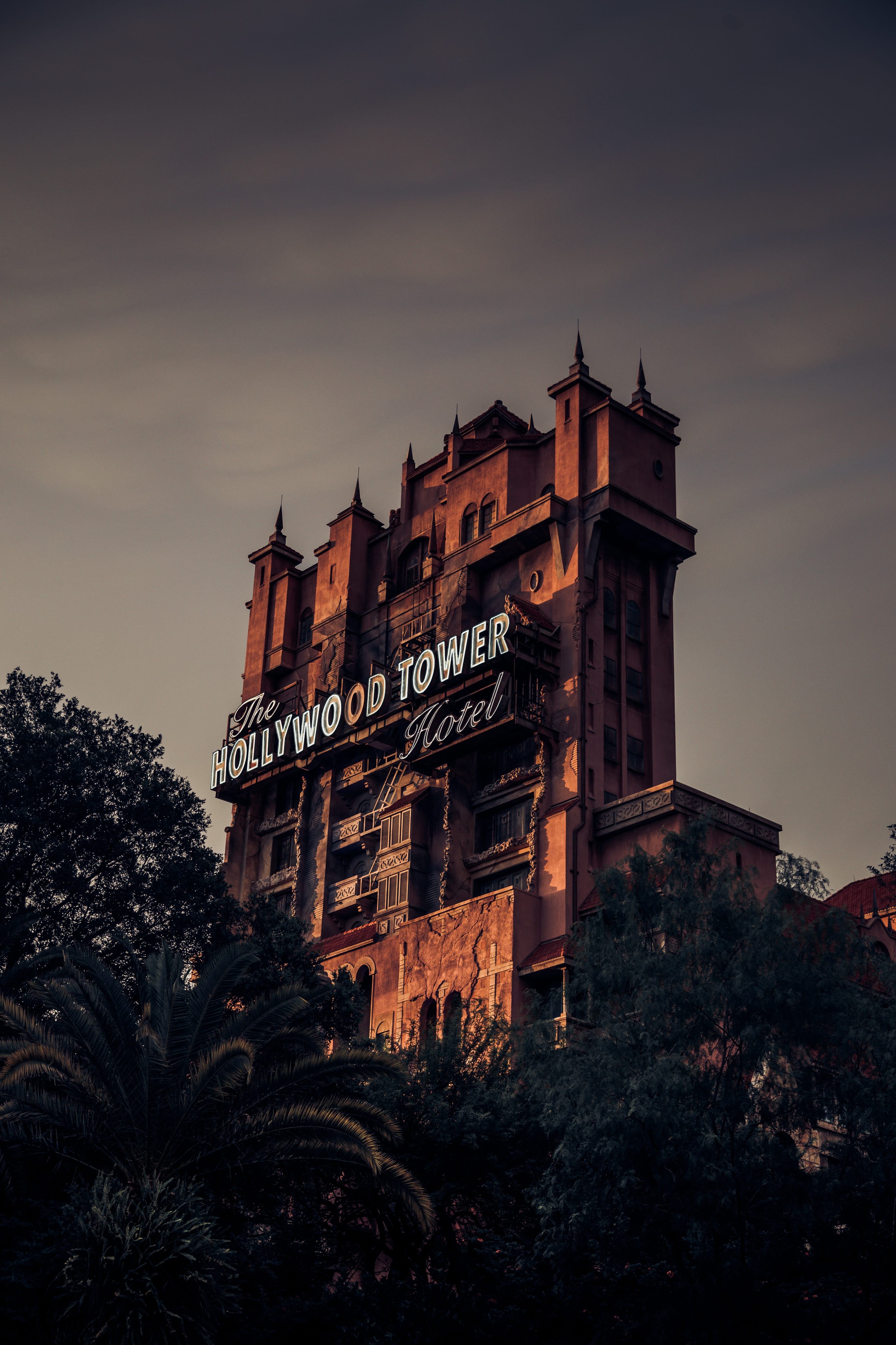 built Structure, building, tower, famous Place, cloud - sky, architectural photography, text, low, sunset, angle, dusk, building Exterior, hollywood, city, Phone HD Wallpaper