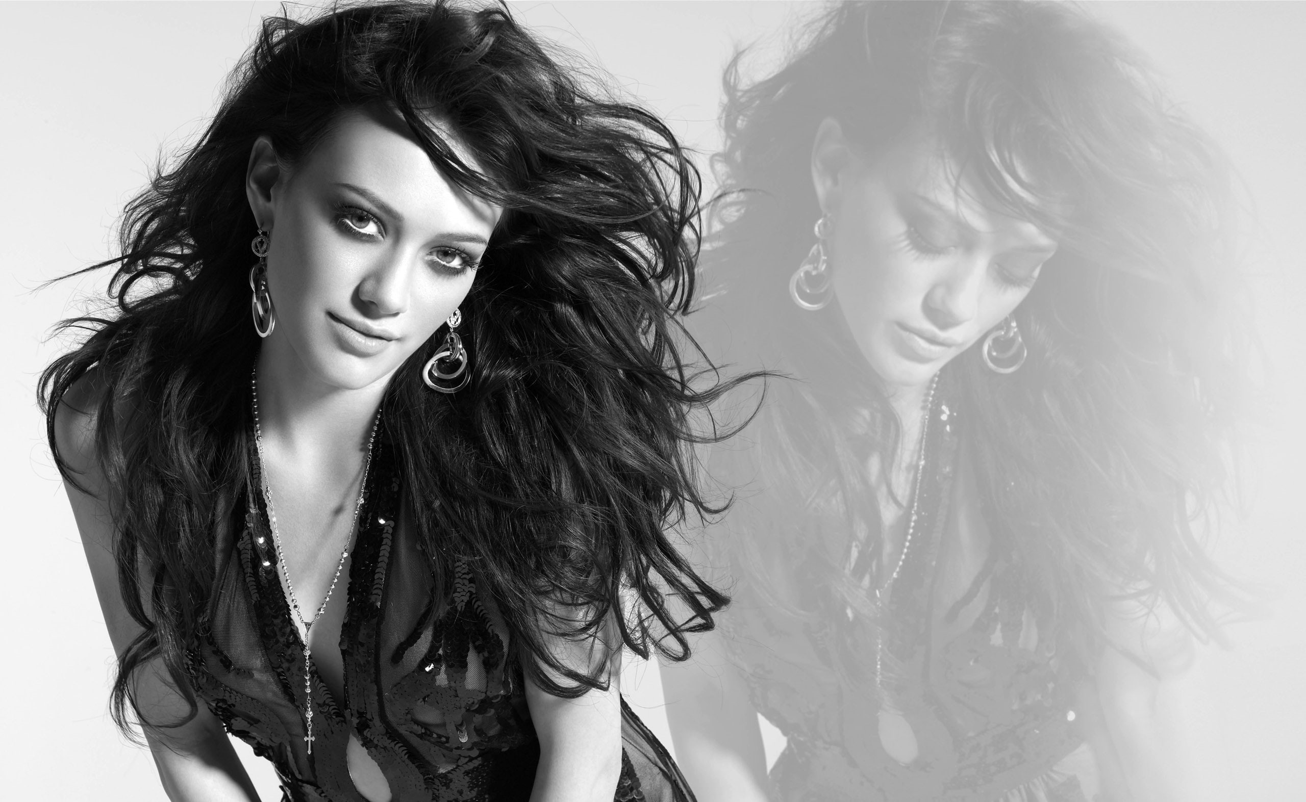 adult, long hair, 2K, lifestyles, Hilary Duff, young women, females, emotion, Movies, top, headshot, young adult, sleeveless, hairstyle, smiling, portrait, HD Wallpaper