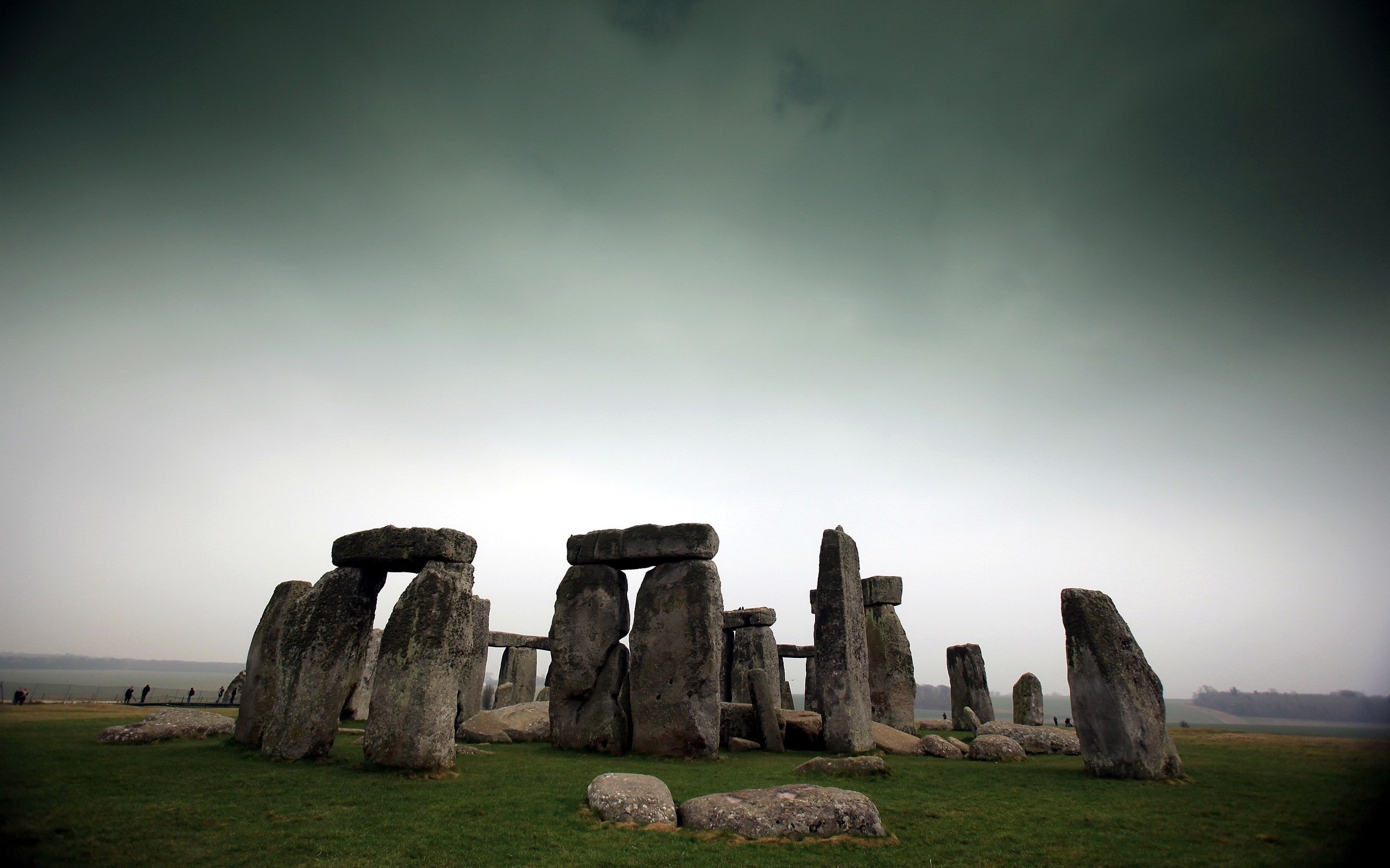 monument, field, outdoors, the past, day, stones, tourism, old ruin, no people, sky, ancient civilization, architecture, solid, Stonehenge, memorial, grass, HD Wallpaper