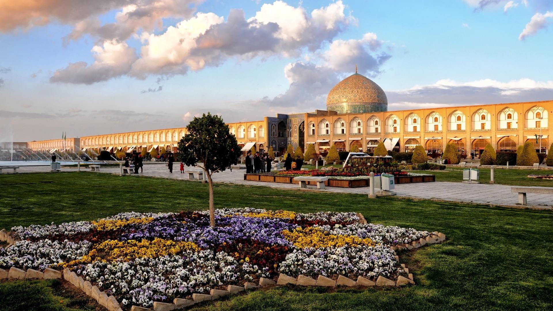 built structure, plant, cloud - sky, large group of people, grass, square, dome, building exterior, belief, sky, asia, naqsh-e jahan square, the past, architecture, HD Wallpaper
