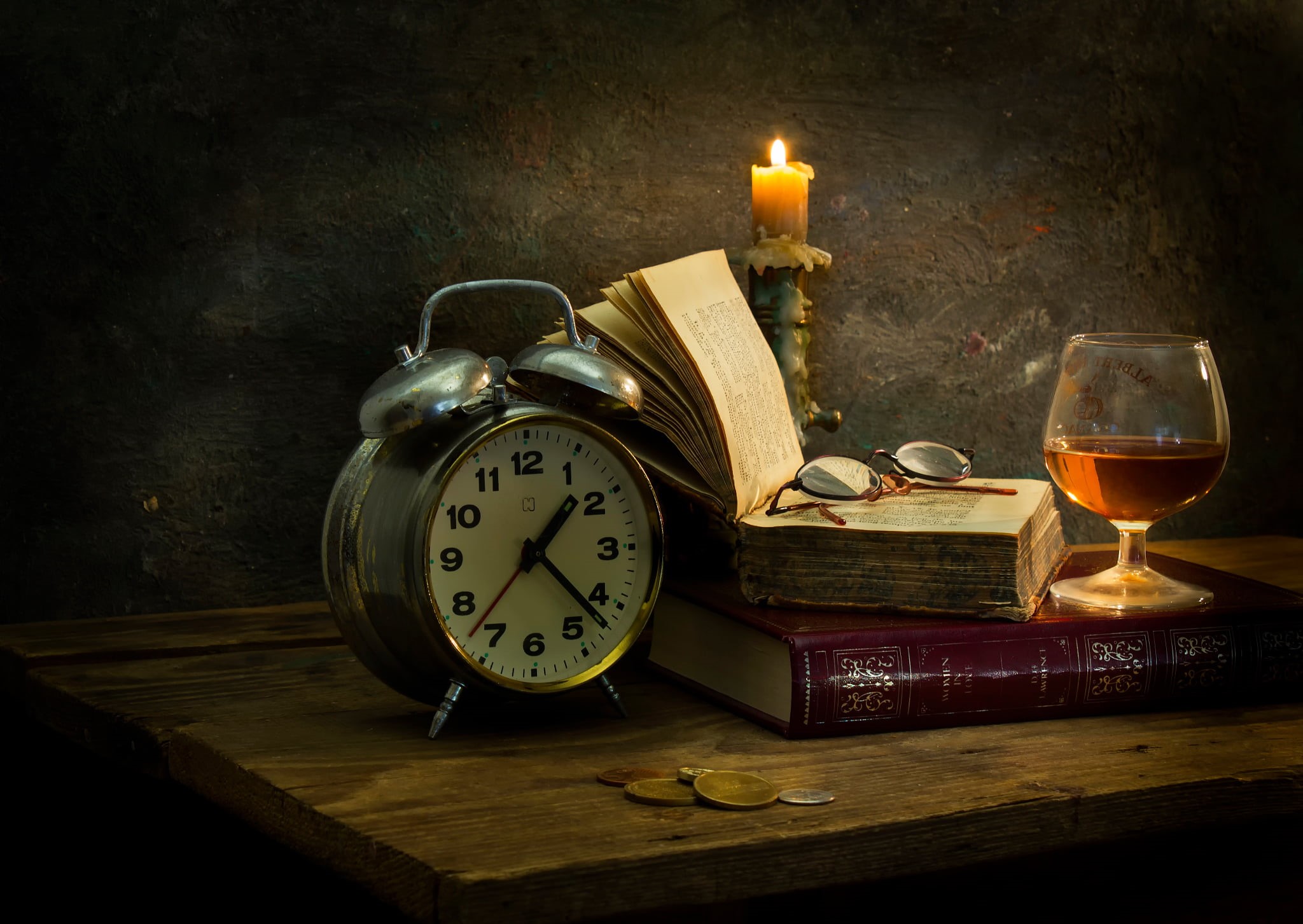 glasses, still life, alarm clock, Tranquil enjoyment, wax, burning, flame, indoors, illuminated, no people, fire - natural phenomenon, wood - material, HD Wallpaper