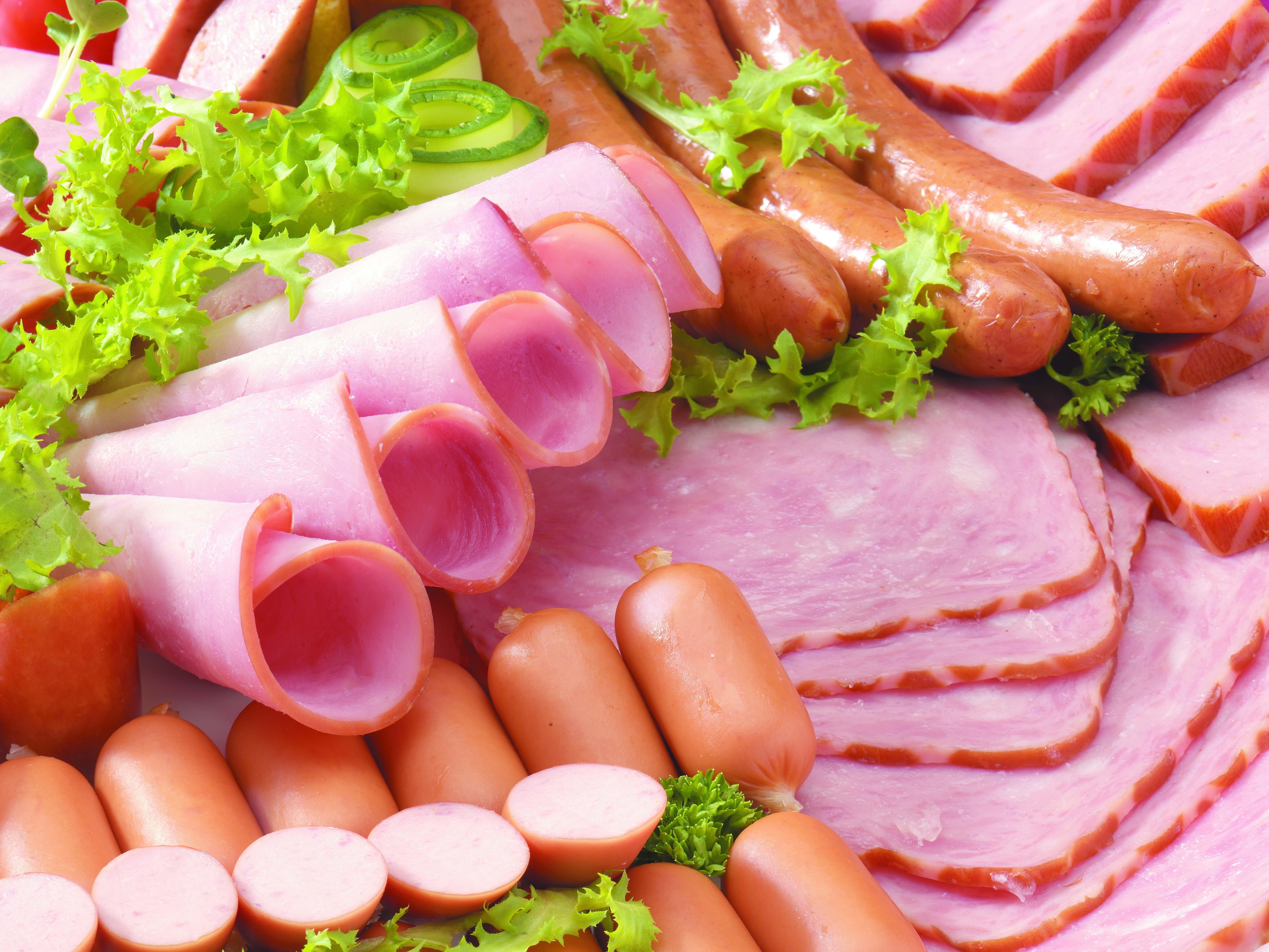 salad, food And Drink, freshness, red, prosciutto, slice, delicatessen, tomato, no people, cooking, ingredient, bacon, plate, steak, chopped, high angle view, HD Wallpaper
