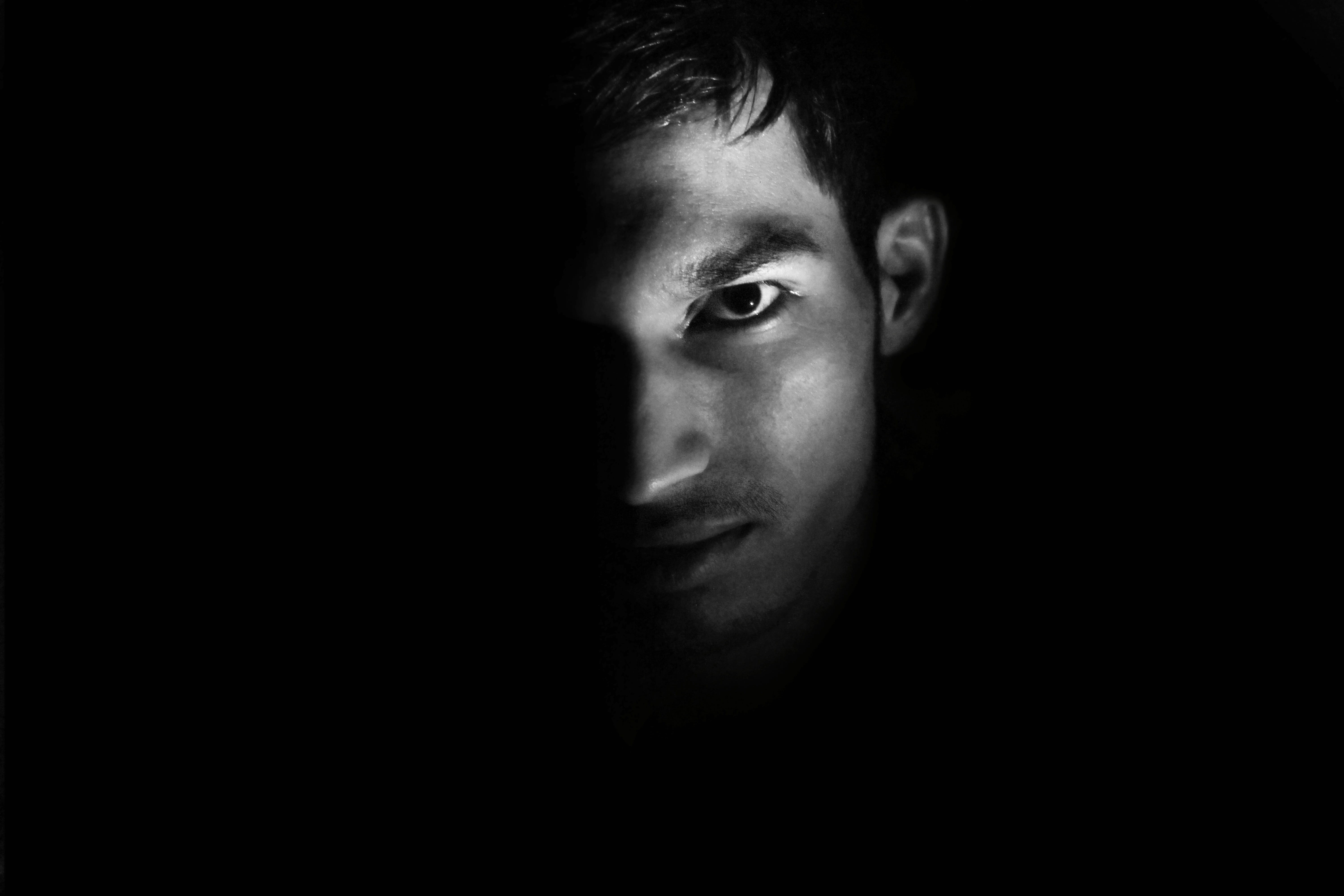 s, darkness, photography, adult, closeup, man, spooky, 5K, eyes, night, feelings, closeup photography, looking at camera, contemplation, black and white, HD Wallpaper