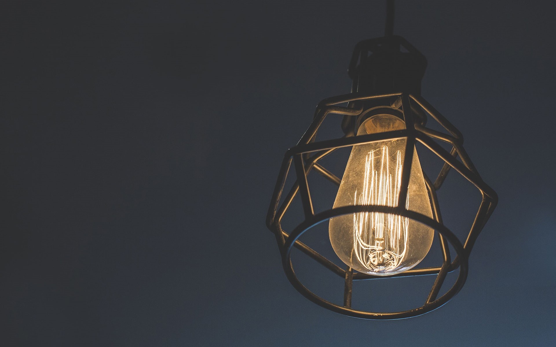 simple, light bulb, 1080P, lamp, gray background, HD Wallpaper