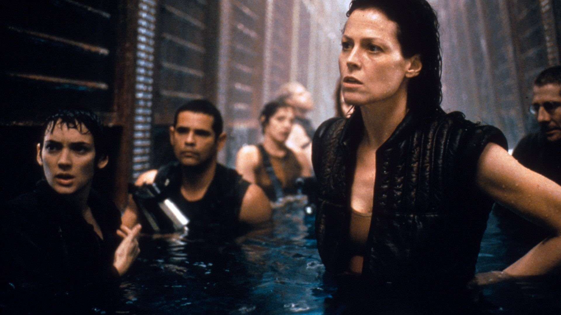 headshot, food and drink, Movie, drink, adult, group of people, Alien: Resurrection, happy hour, 1080P, night, men, nightlife, Sigourney Weaver, drinking, HD Wallpaper