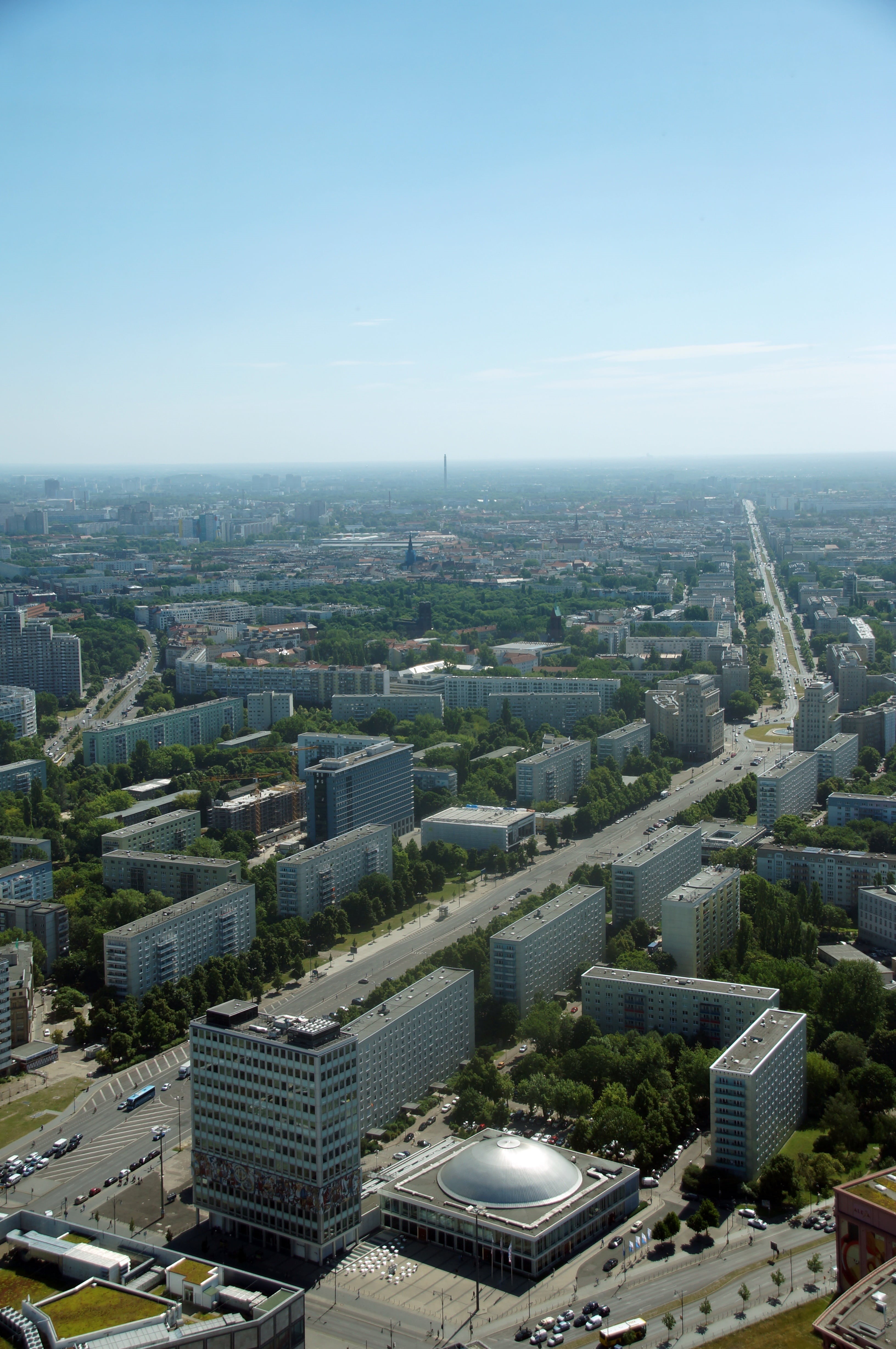 block of flats, modern, congress hall, sky, clear sky, ex gdr, east berlin, built structure, financial district, prefab, day, the house of the teacher, Phone HD Wallpaper