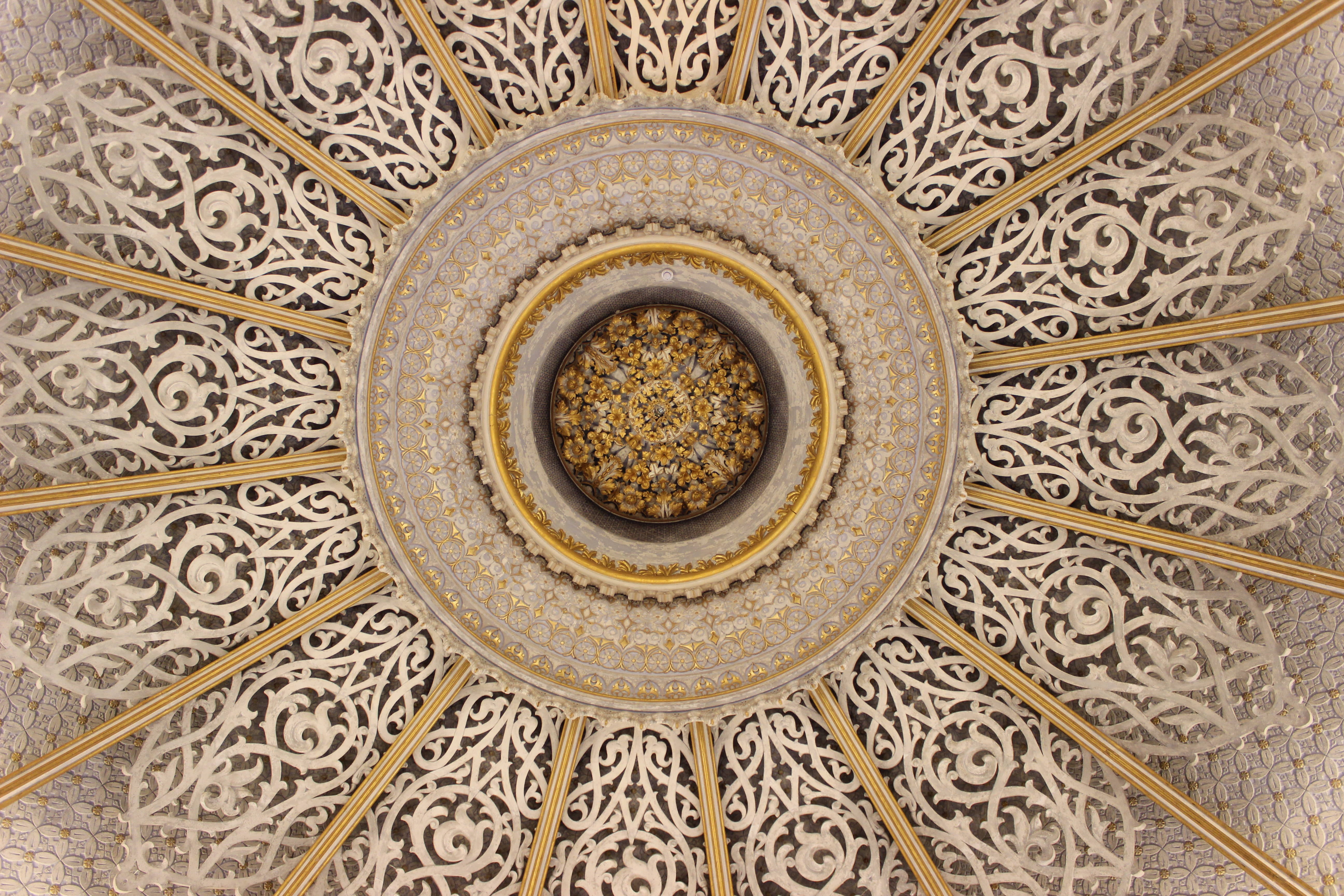 texture, ceiling, pattern, antique, floral pattern, backgrounds, tile, close-up, no people, architecture, design, circle, concentric, abstract, 5K, style, HD Wallpaper
