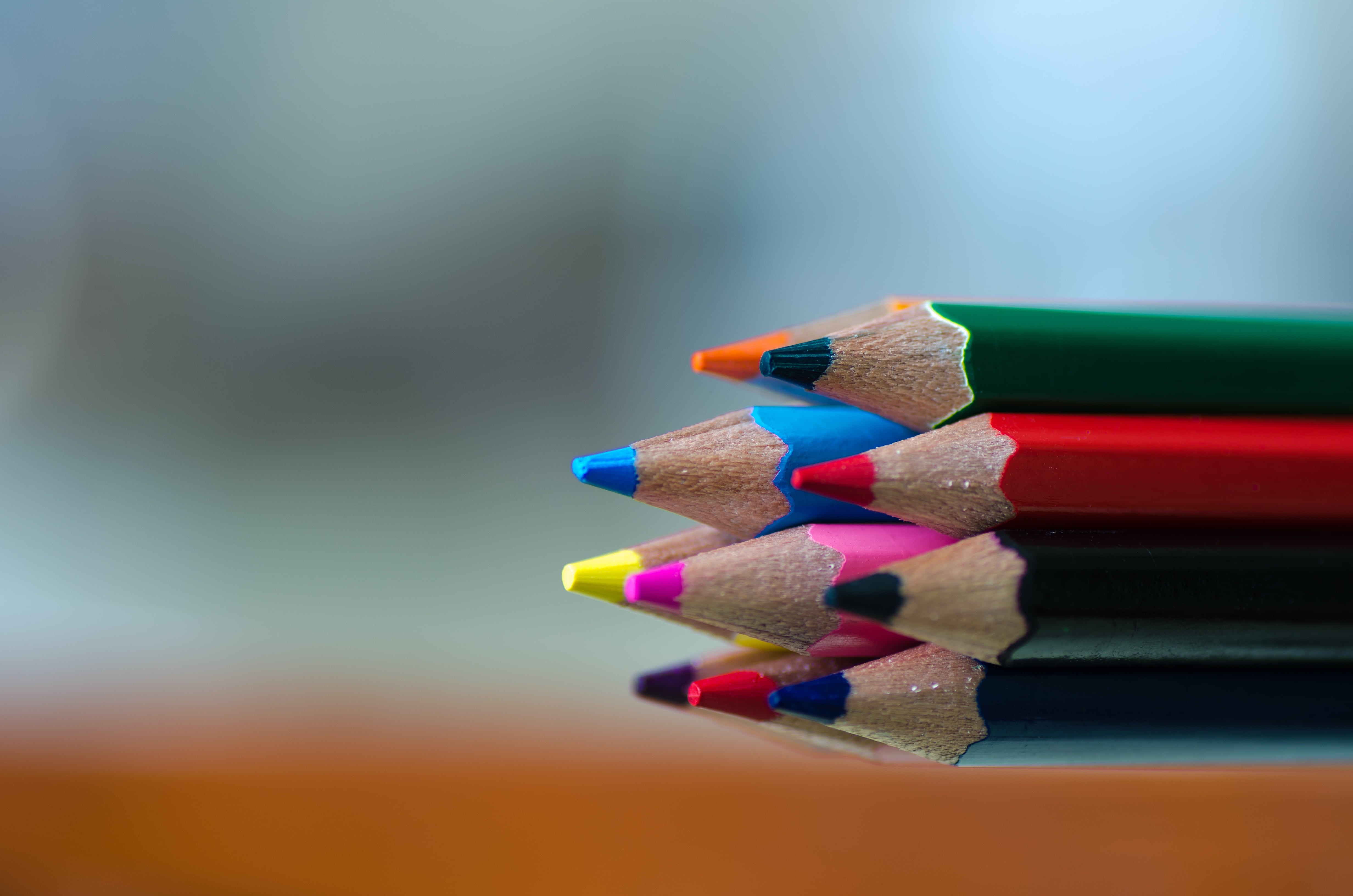 crayon, pencils, wood - Material, variation, colorful, colored pencils, drawing, choice, close-up, wood, blue, large group of objects, bright, photo, draw, HD Wallpaper