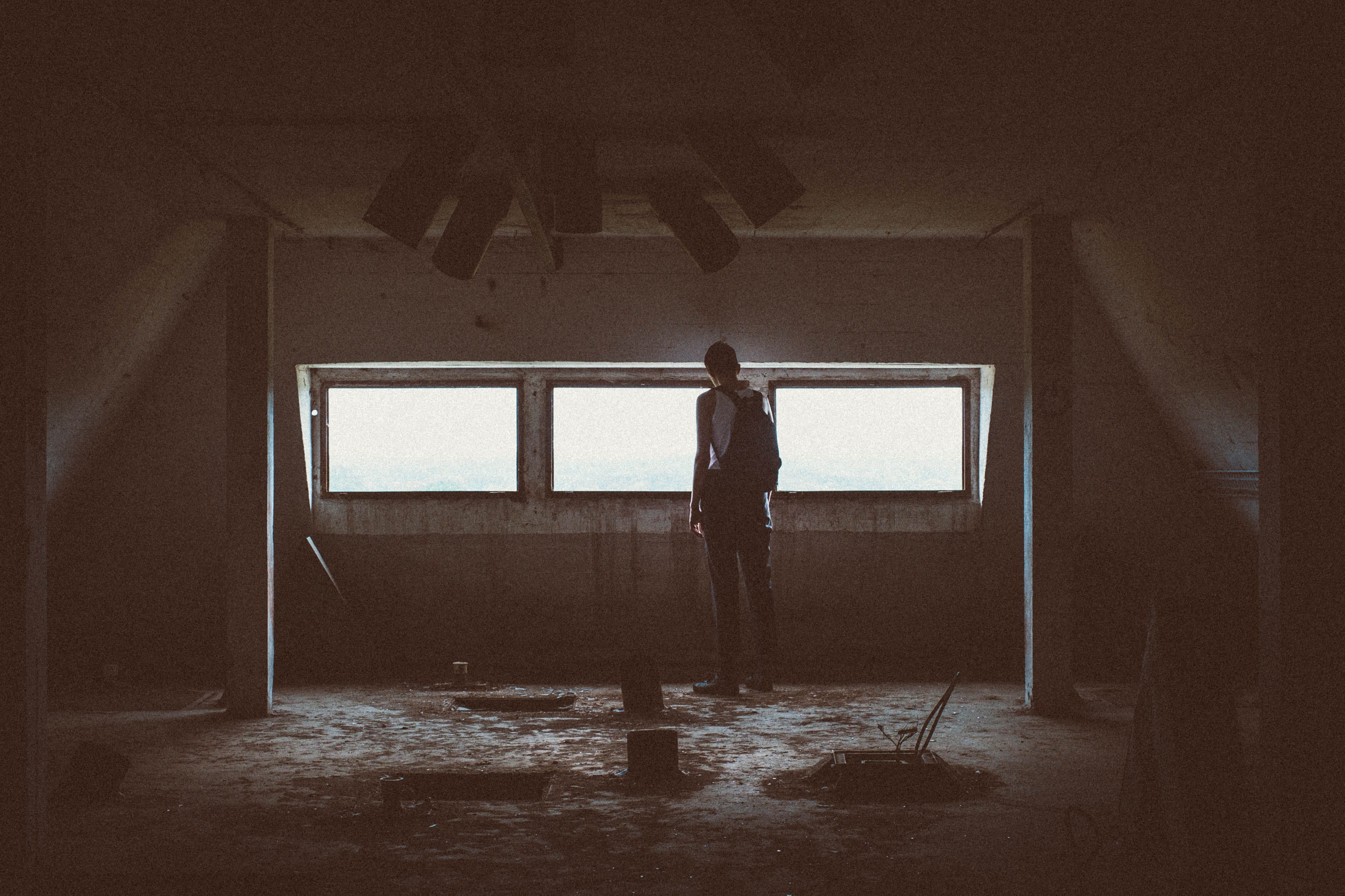 carrying, back Lit, industrial, adult, front, businessman, urbex, eerie, looking, window, 4K, copy Space, men, abandoned, one Person, horror, wall - Building Feature, HD Wallpaper
