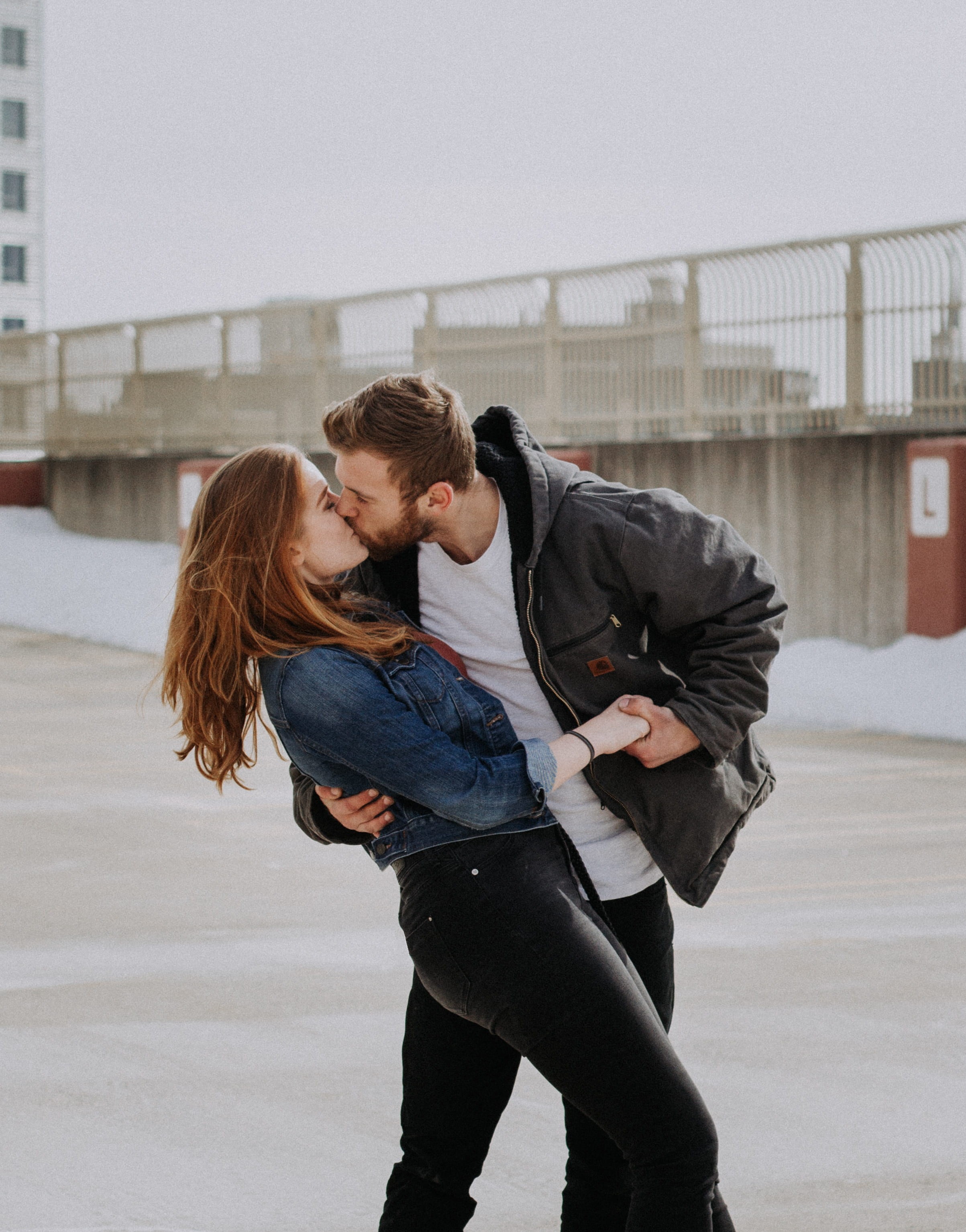 warm clothing, red hair, romantic, male, young men, man, adult, side view, positive emotion, kissing, ruban, casual clothing, female, real people, couple, Phone HD Wallpaper
