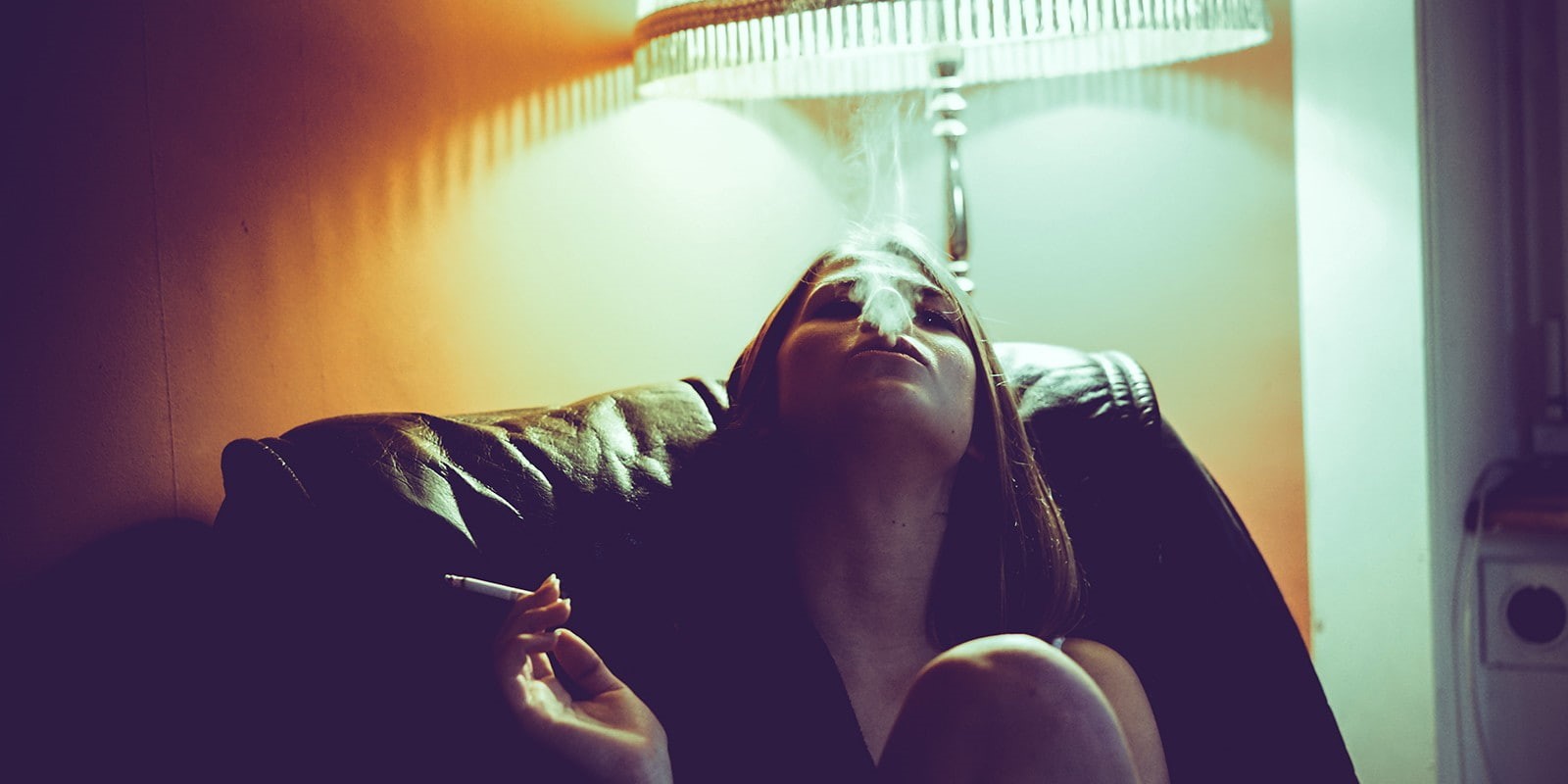 women, brunette, smoking, 720P, cigarettes, HD Wallpaper