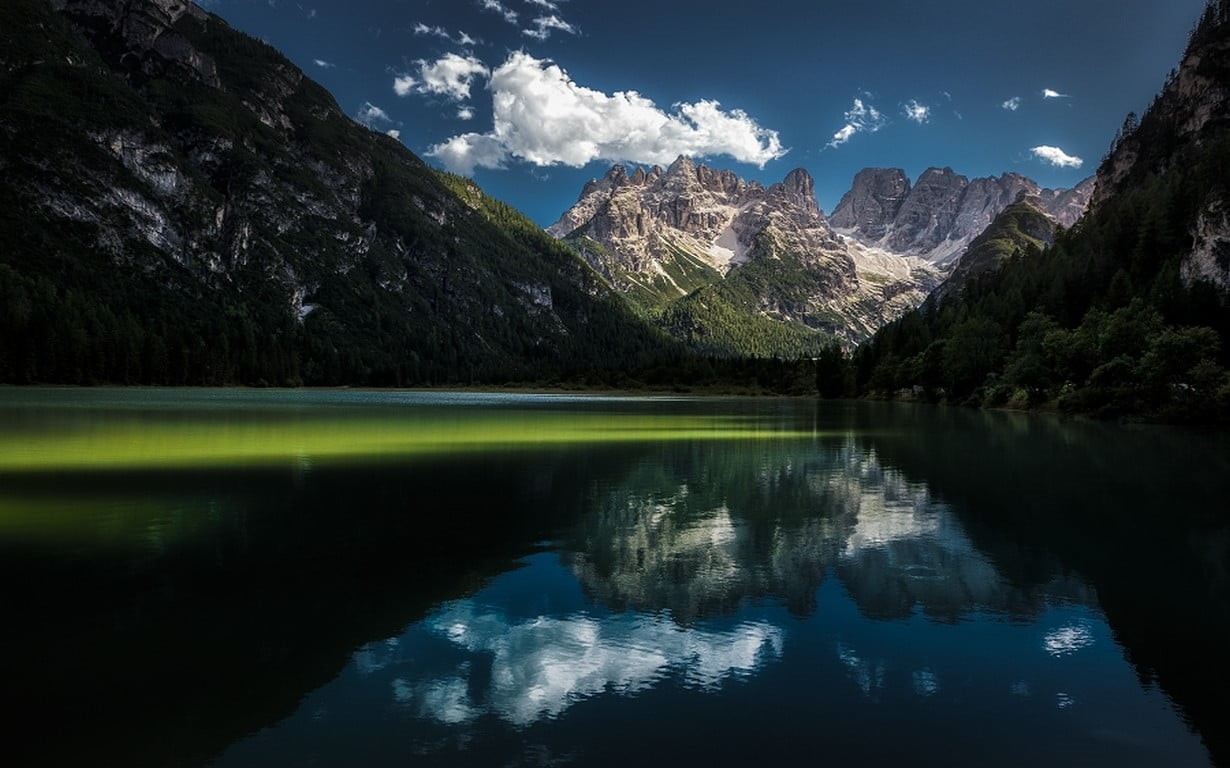 lake, reflection, water, environment, clouds, screen, mountain, mountain range, tranquil scene, forest, blue, sky, 480P, formation, mountain peak, tranquility, HD Wallpaper
