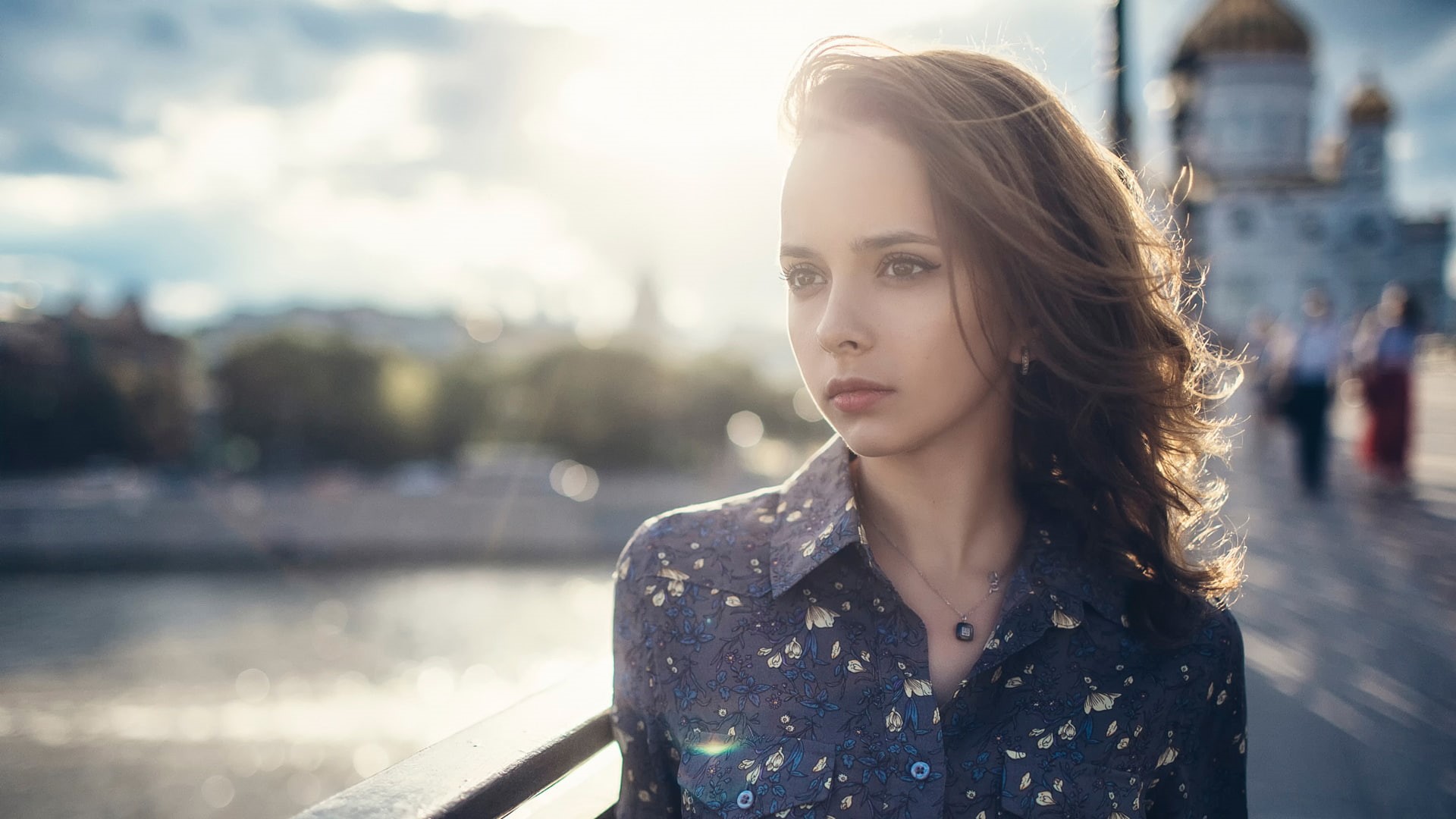 portrait, brunette, backlighting, Flower Dress, women, photography, model, necklace, long hair, looking away, depth of field, river, 1080P, HD Wallpaper