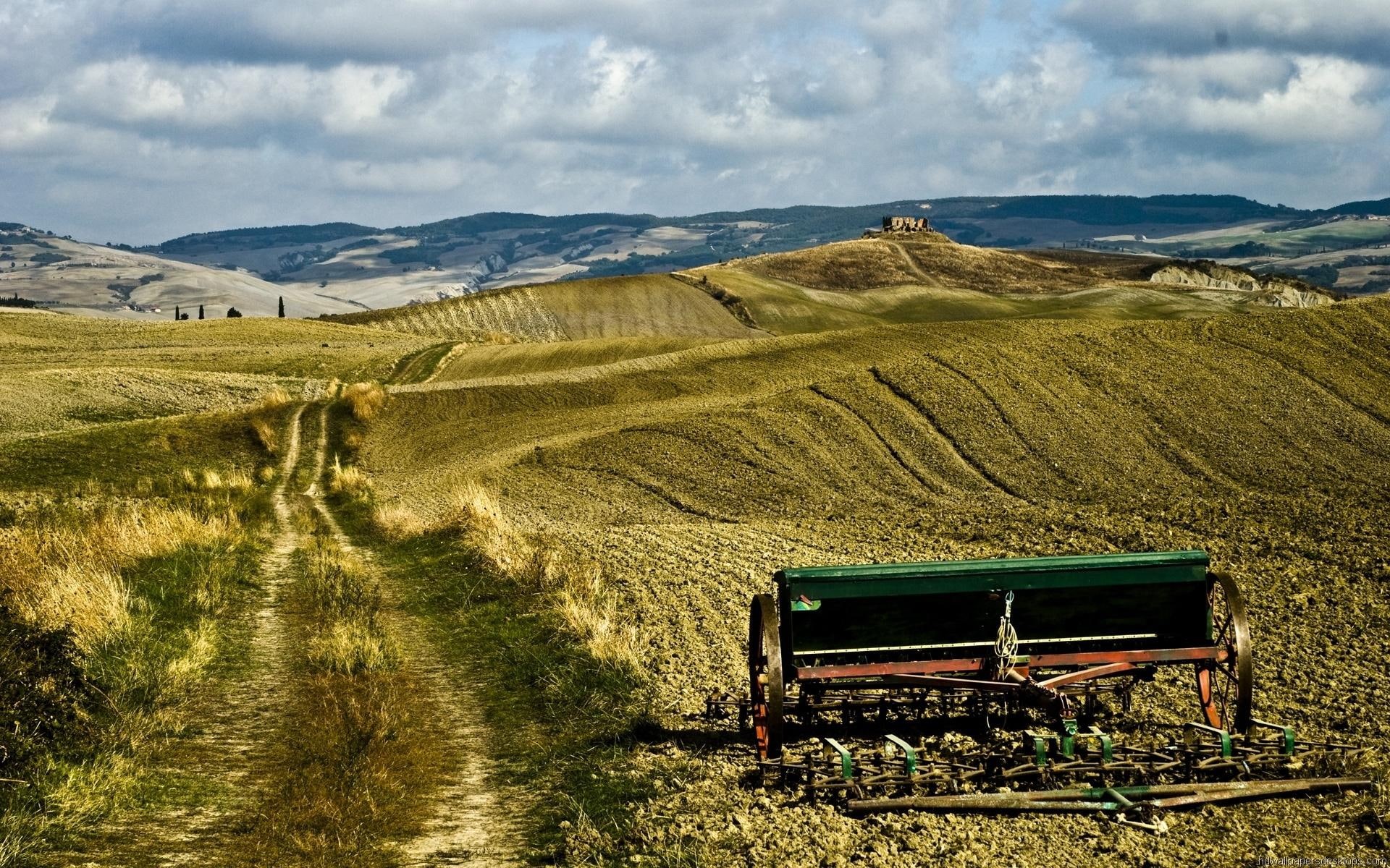 harvester, rural, road, scene, nature and landscapes, 1080P, tuscany, fields, clouds, HD Wallpaper