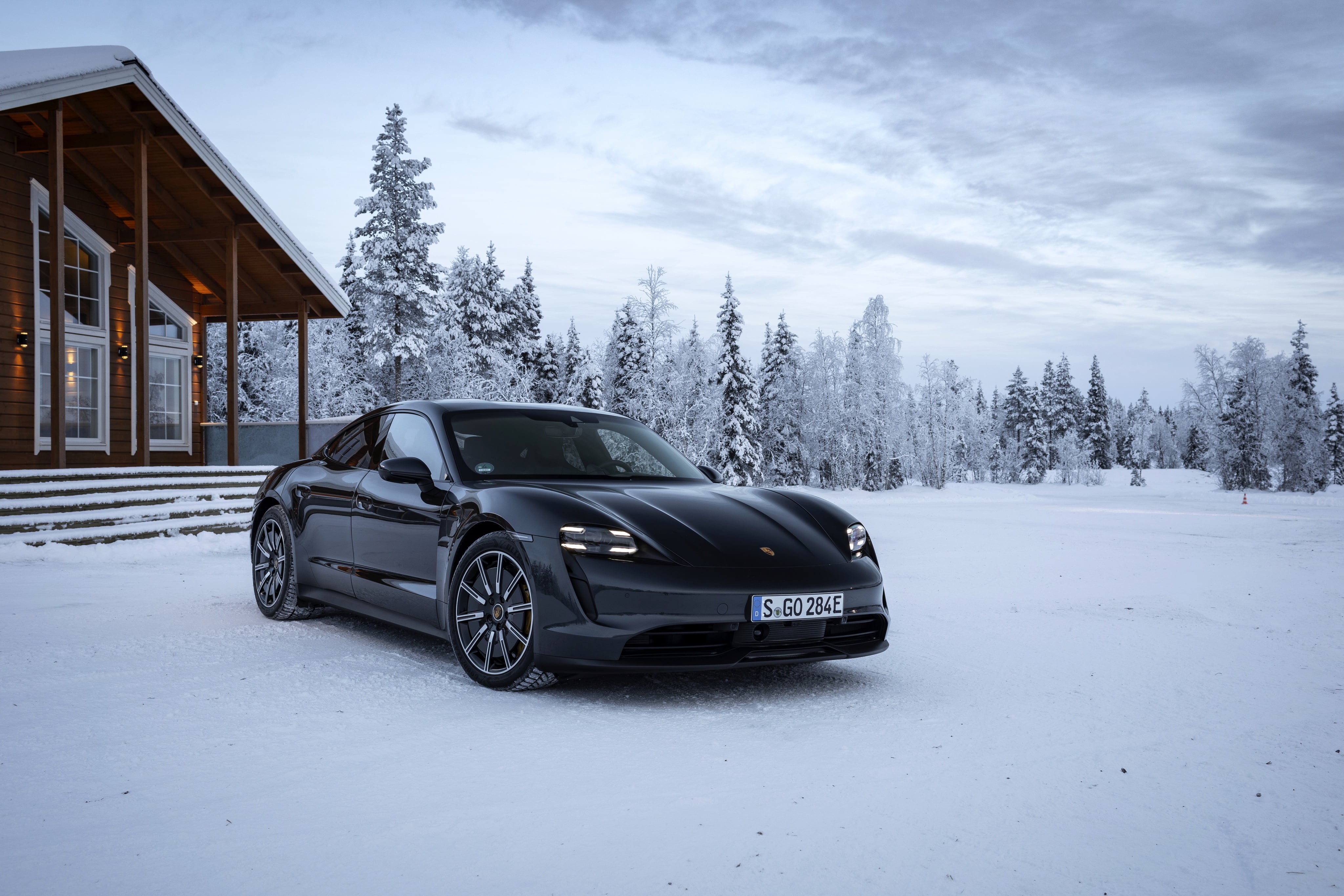 Porsche Taycan 4S, Snow, Sport Car, Vehicle, Winter, 4K, Black Car, Car, Porsche, HD Wallpaper