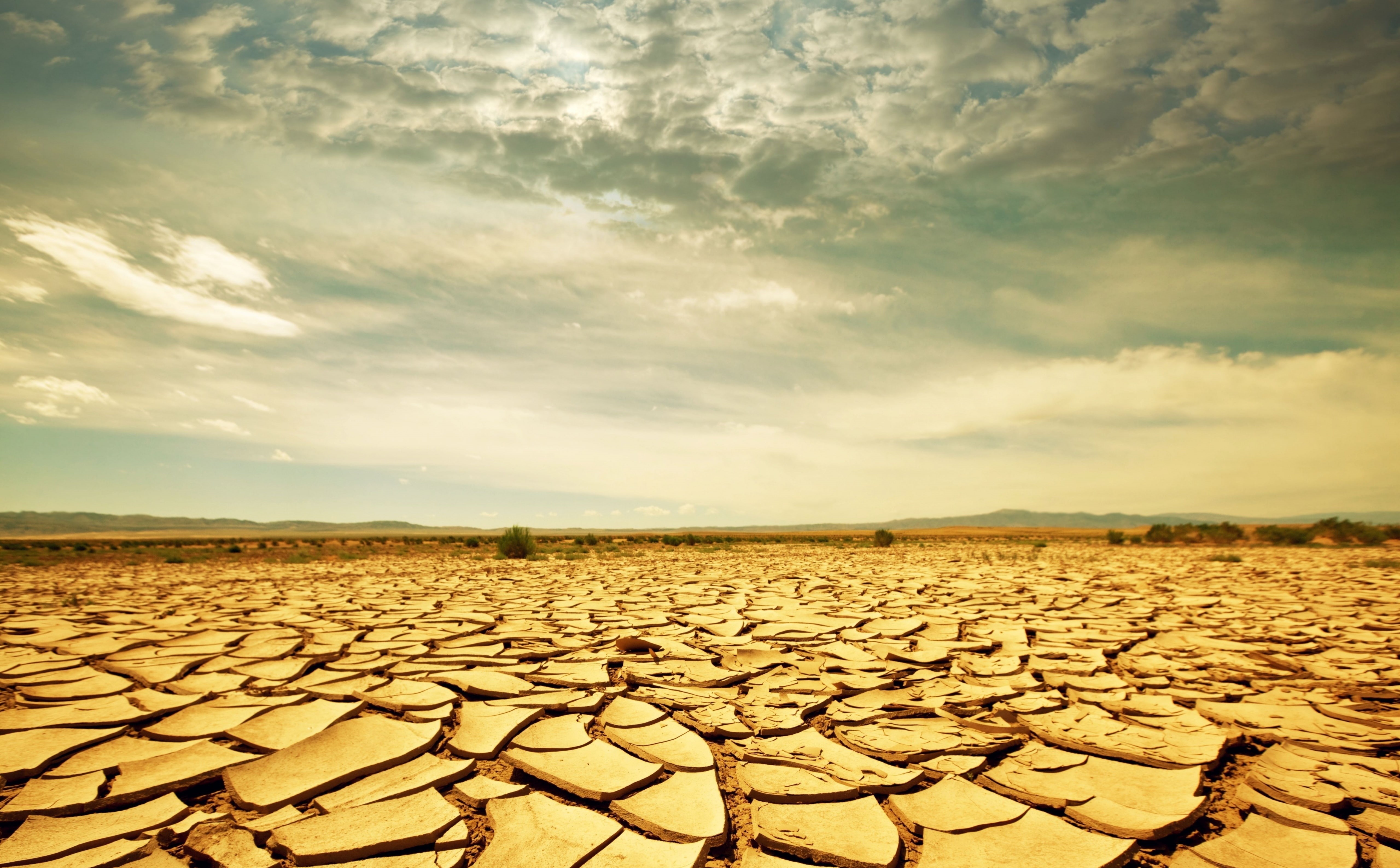 sky, 5K, scenics - nature, landscape, arid climate, digital, dry, barren, climate, beauty in nature, non-urban scene, salt flat, Land, field, HD Wallpaper