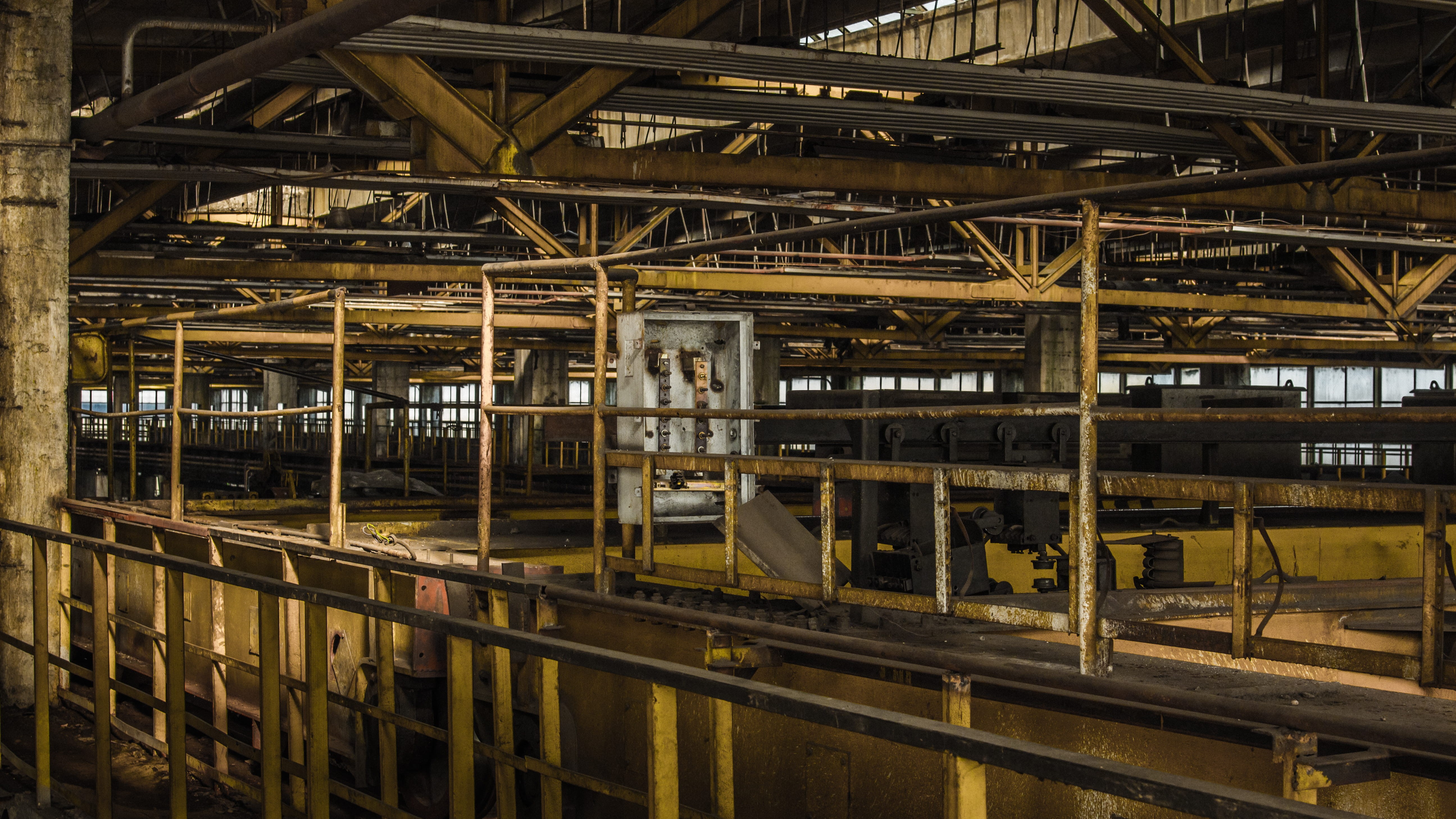 indoors, connection, interior, indoor, sunlight, equipment, no people, rail transportation, brewery, transportation, fuel and power generation, wheel, warehouse, HD Wallpaper