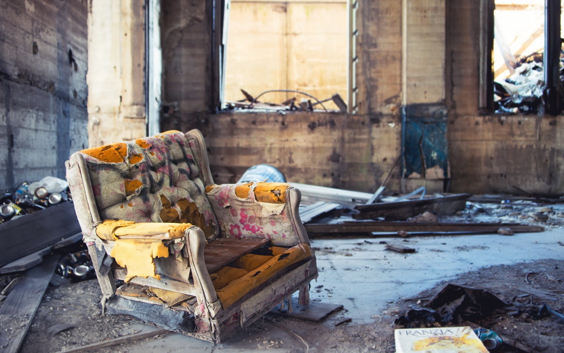 metal, dirty, deterioration, wood - material, old, day, built structure, damaged, abandoned, no people, decline, rusty, dirt, obsolete, ruin, armchairs, HD Wallpaper