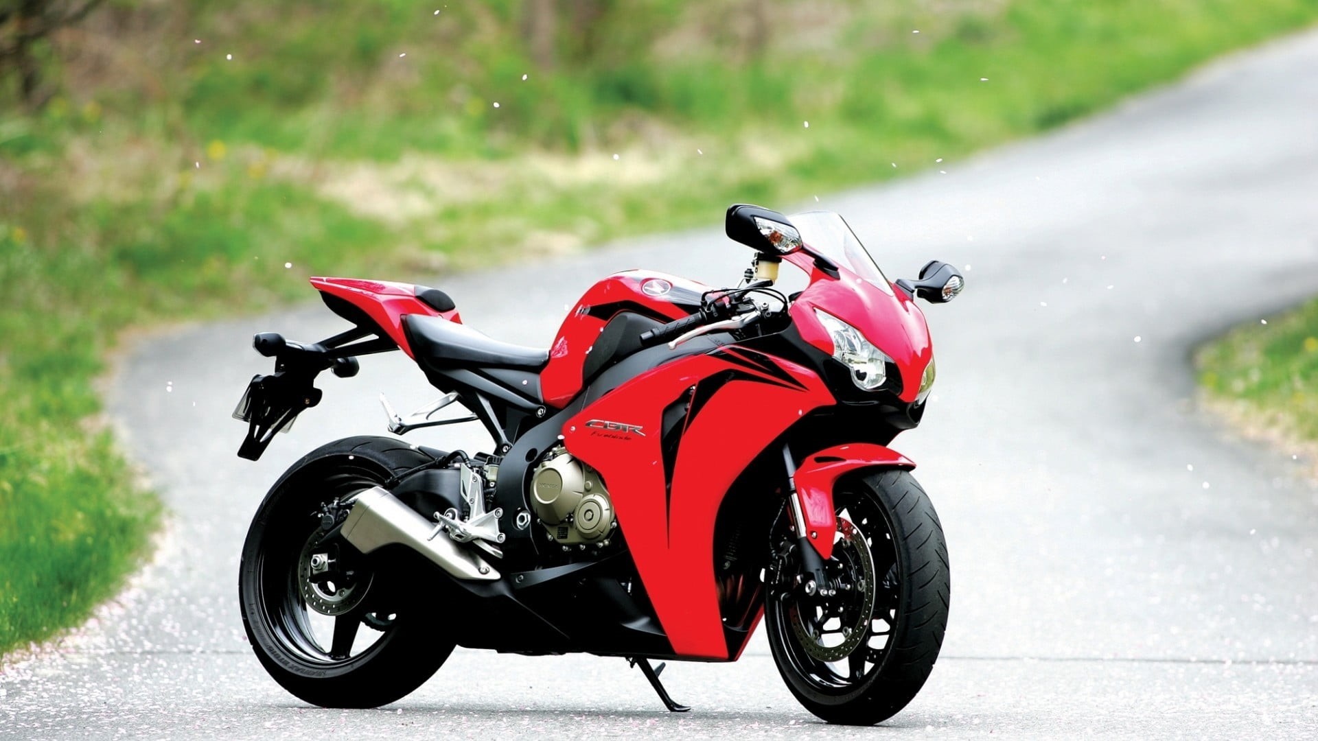 day, stationary, one person, headwear, helmet, motorcycle, speed, biker, motorcycle racing, extreme sports, Honda, crash helmet, bike, driving, red, motion, HD Wallpaper