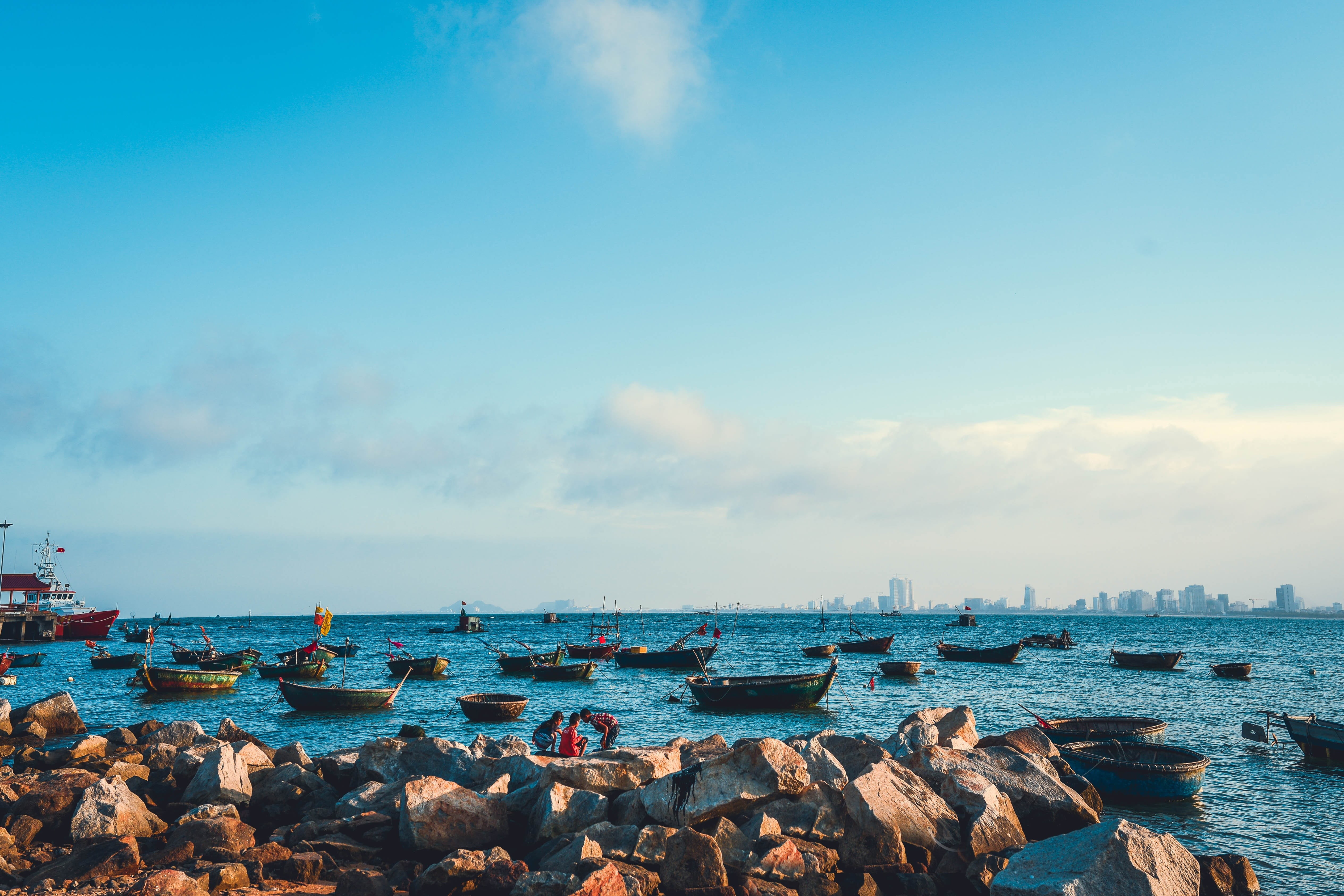 sky, beach da nang, day, rock - object, blue, 4K, beauty in nature, outdoors, water, no people, scenics - nature, beach viet nam, mode of transportation, HD Wallpaper