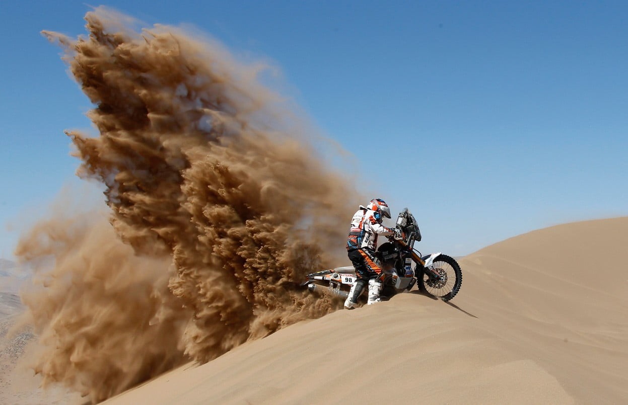 dust, extreme sports, arid climate, sport, land, 480P, motorcycle, nature, day, mode of transportation, dirk, helmet, bicycle, motion, sports helmet, ride, HD Wallpaper