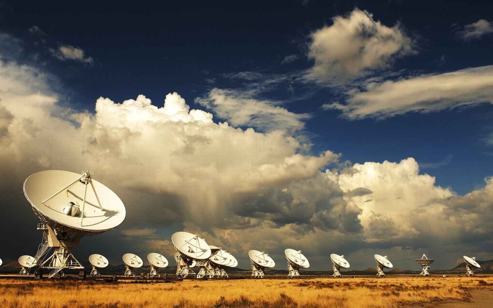 architecture, black, water, satellite dish, 720P, antenna - aerial, antenna, land, tranquility, house, nature, telecommunications equipment, no people, HD Wallpaper