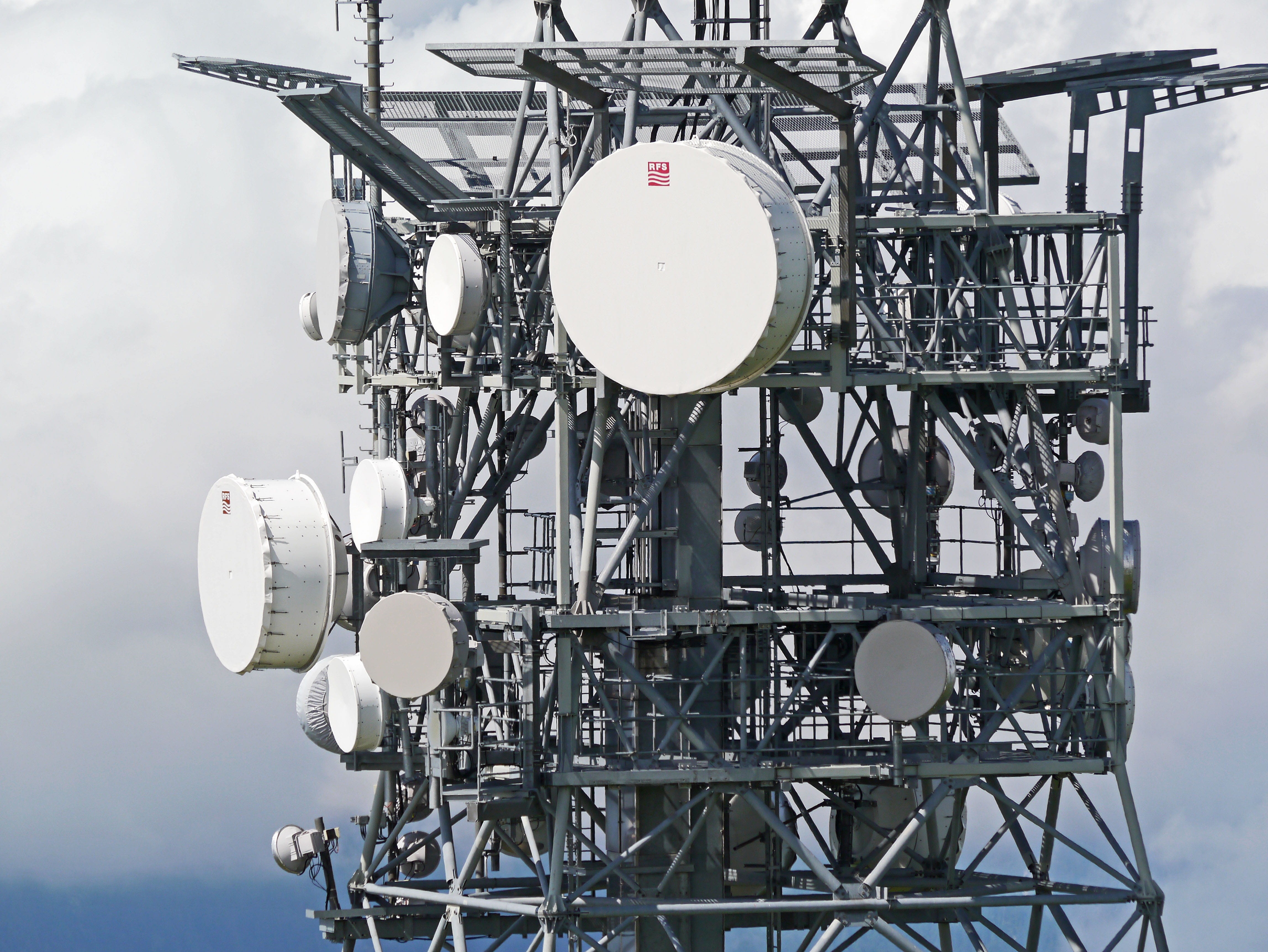 sky, nature, close-up, 4K, no people, metal, satellite, bowls, daytime, scaffold, beatenberg, day, connection, contact, electrical equipment, telecommunications, HD Wallpaper